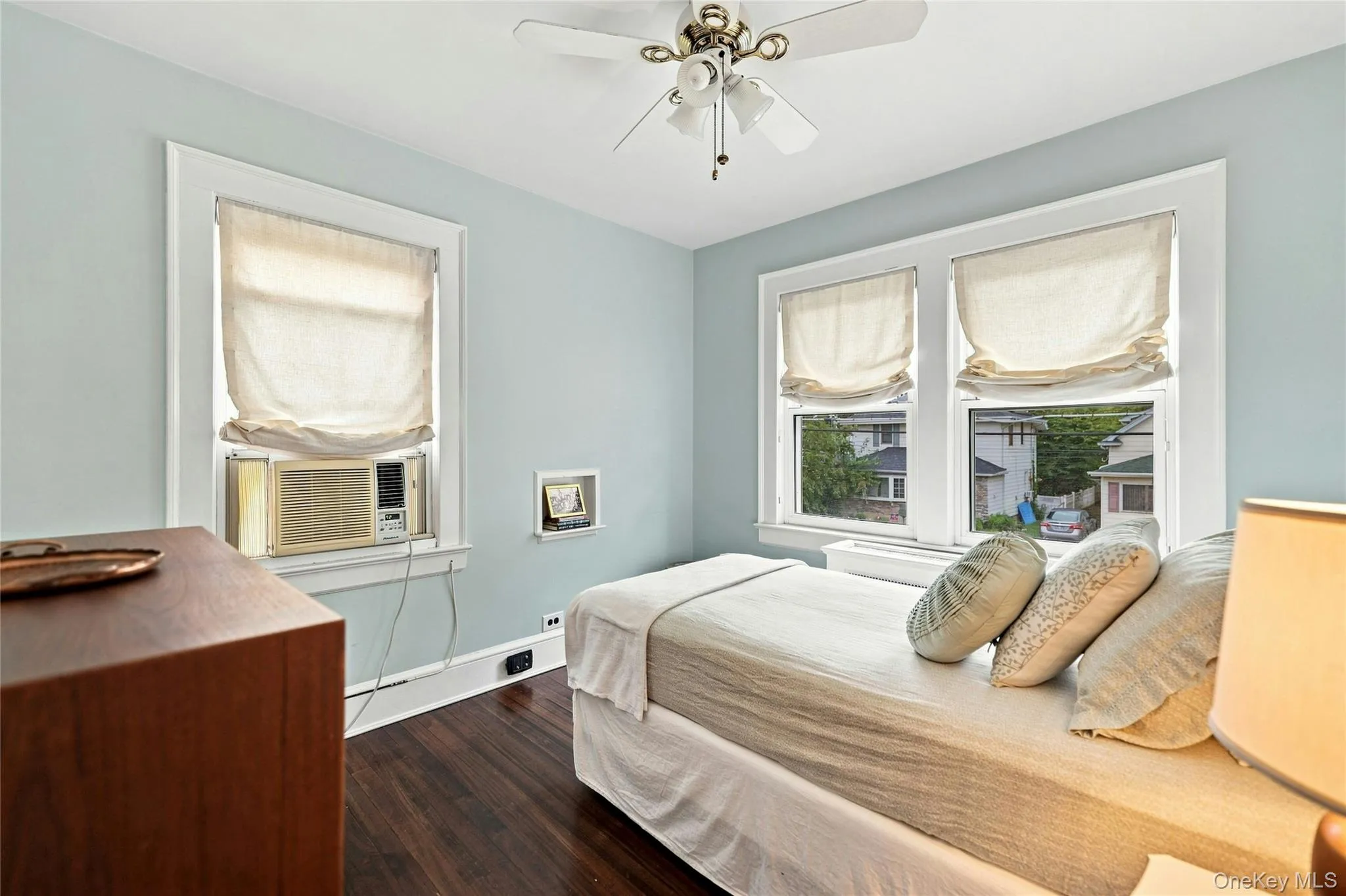 185 Crocus Avenue, Hempstead, NY, 3 Bedrooms Bedrooms, 8 Rooms Rooms,2 BathroomsBathrooms,Residential,For Rent,Crocus,0,1046596 185 Crocus Avenue, Hempstead, NY, 3 Bedrooms Bedrooms, 8 Rooms Rooms,2 BathroomsBathrooms,Residential,For Rent,Crocus,0,1046596