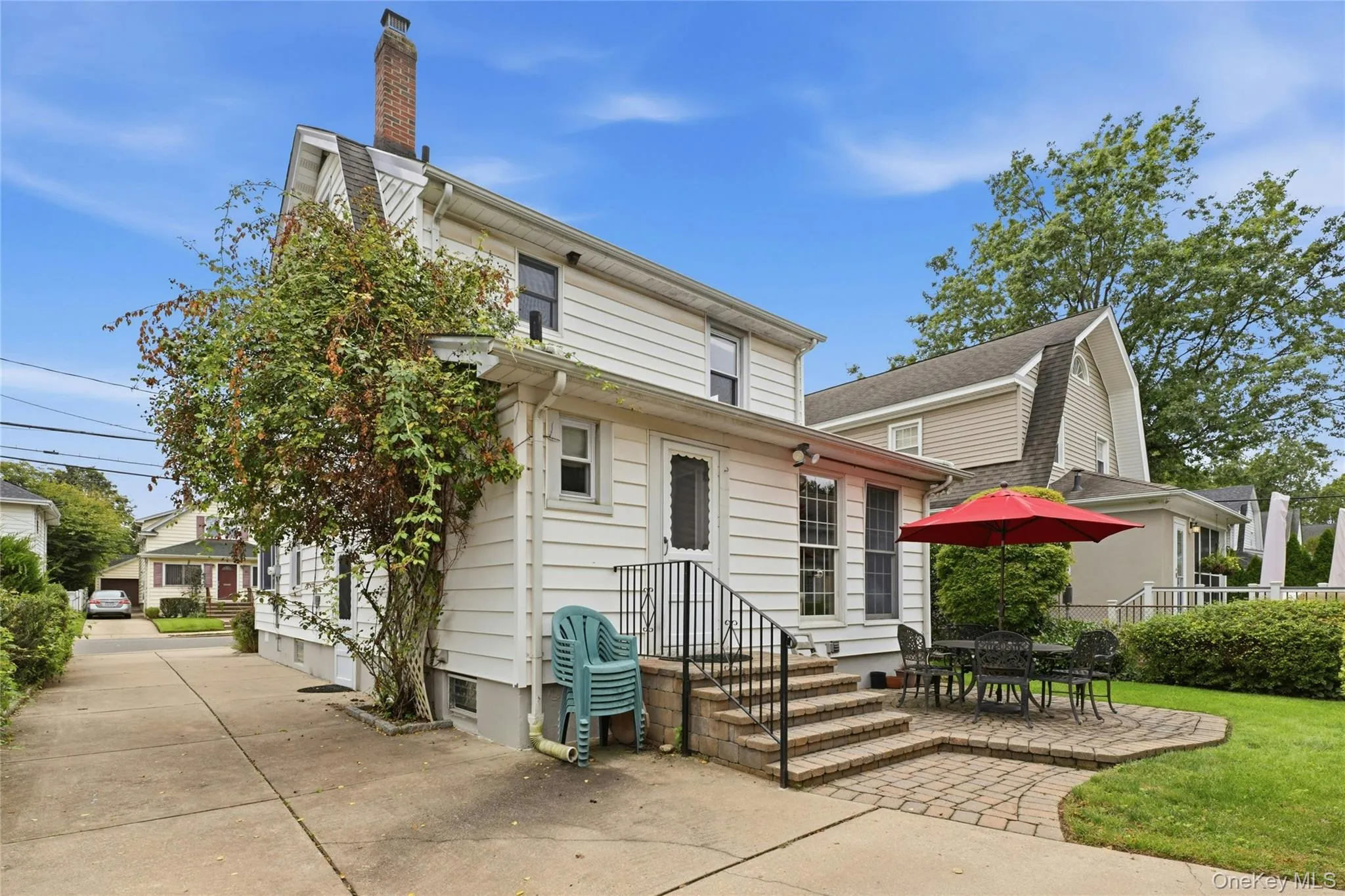 185 Crocus Avenue, Hempstead, NY, 3 Bedrooms Bedrooms, 8 Rooms Rooms,2 BathroomsBathrooms,Residential,For Rent,Crocus,0,1046596 185 Crocus Avenue, Hempstead, NY, 3 Bedrooms Bedrooms, 8 Rooms Rooms,2 BathroomsBathrooms,Residential,For Rent,Crocus,0,1046596