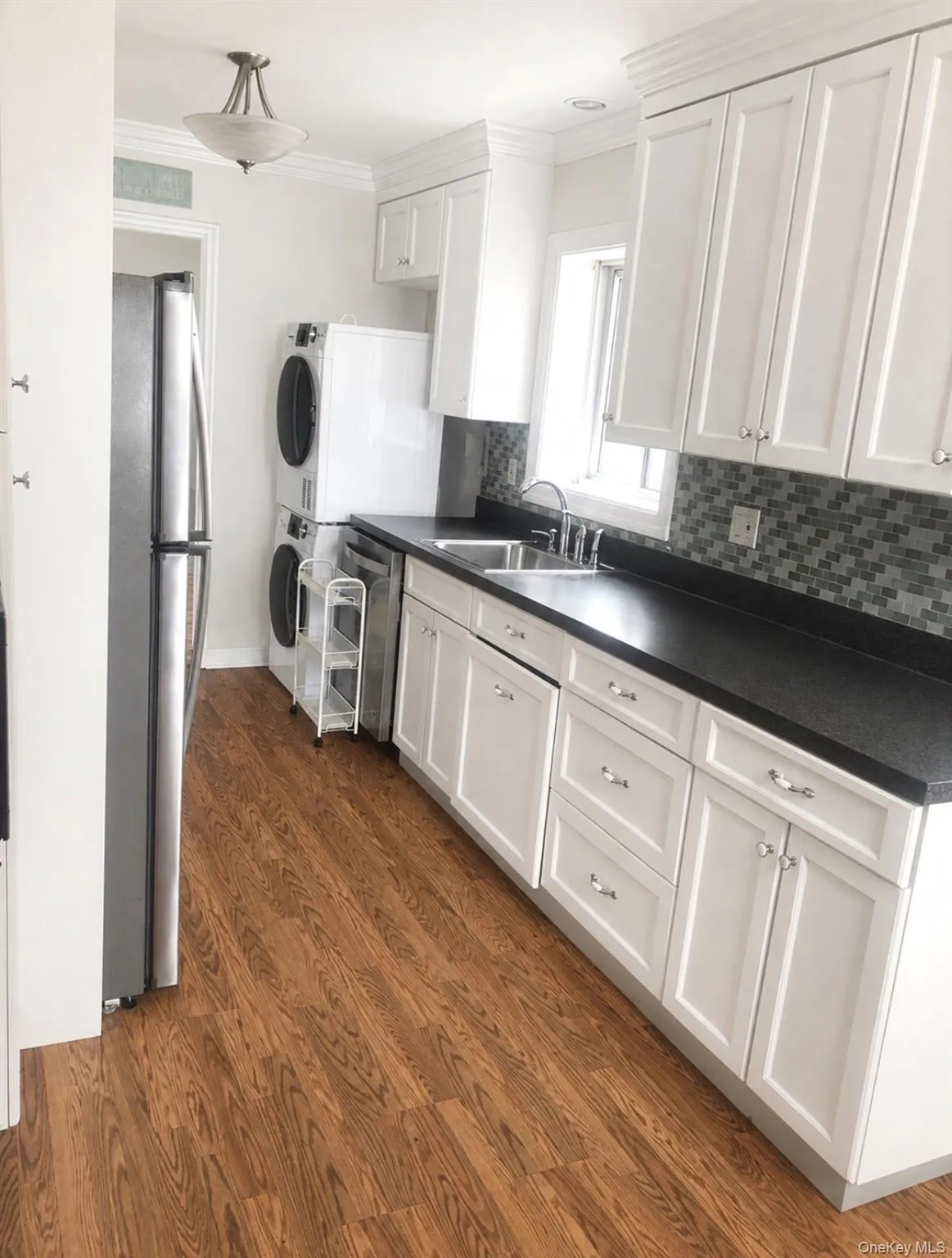 274 236th Street, New York, NY, 3 Bedrooms Bedrooms, 5 Rooms Rooms,1 BathroomBathrooms,Residential Lease,For Rent,236th,0,1046600 274 236th Street, New York, NY, 3 Bedrooms Bedrooms, 5 Rooms Rooms,1 BathroomBathrooms,Residential Lease,For Rent,236th,0,1046600