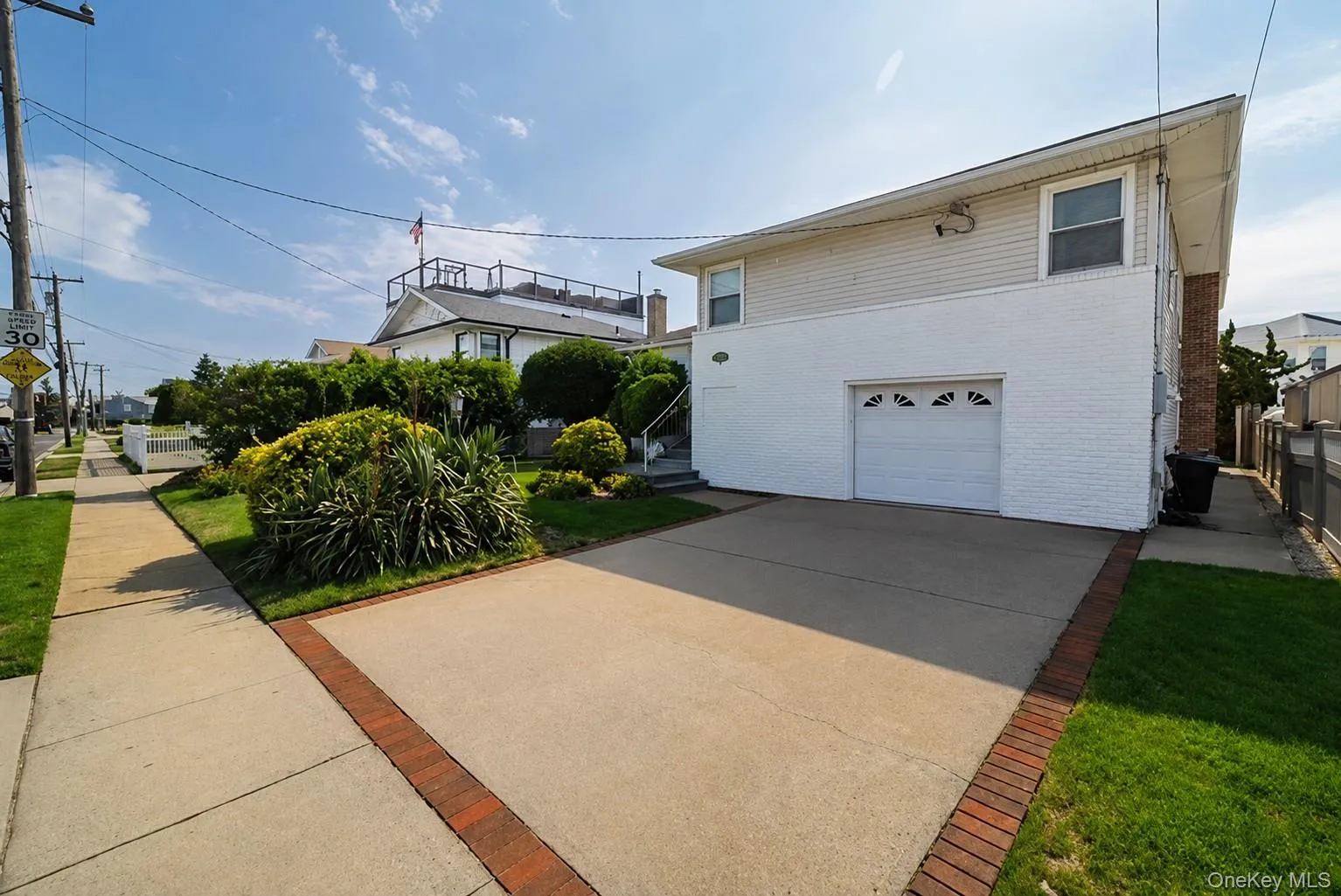 116 Greenway Road, Hempstead, NY, 1 Bedroom Bedrooms, 4 Rooms Rooms,1 BathroomBathrooms,Residential Lease,For Rent,Greenway,0,1046608 116 Greenway Road, Hempstead, NY, 1 Bedroom Bedrooms, 4 Rooms Rooms,1 BathroomBathrooms,Residential Lease,For Rent,Greenway,0,1046608