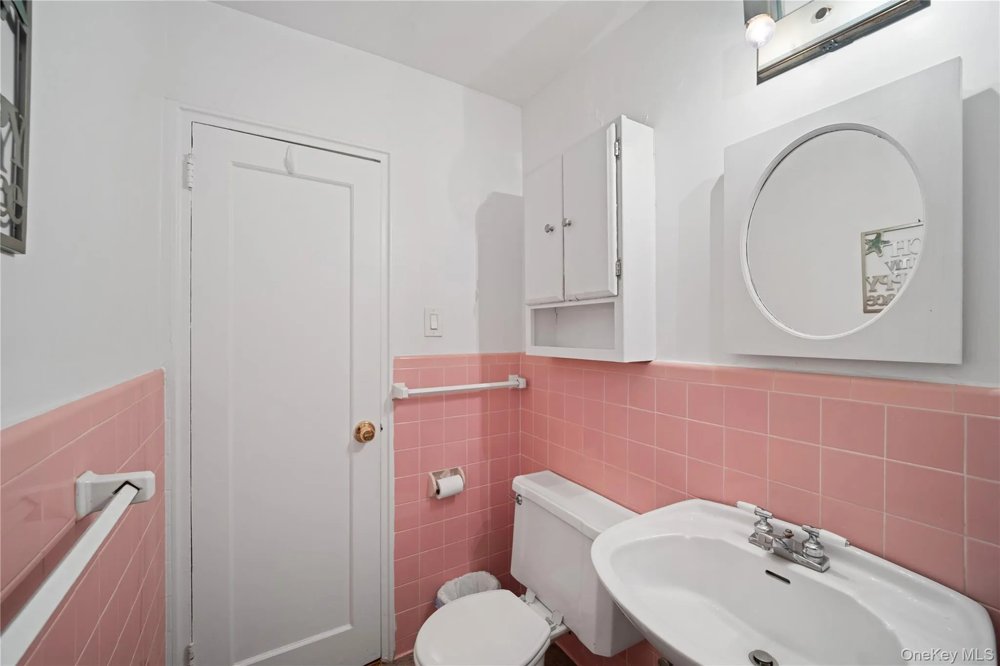 69-14 Bell Boulevard, New York, NY, 1 Bedroom Bedrooms, 3 Rooms Rooms,1 BathroomBathrooms,Residential,For Rent,Bell,0,1046610 69-14 Bell Boulevard, New York, NY, 1 Bedroom Bedrooms, 3 Rooms Rooms,1 BathroomBathrooms,Residential,For Rent,Bell,0,1046610