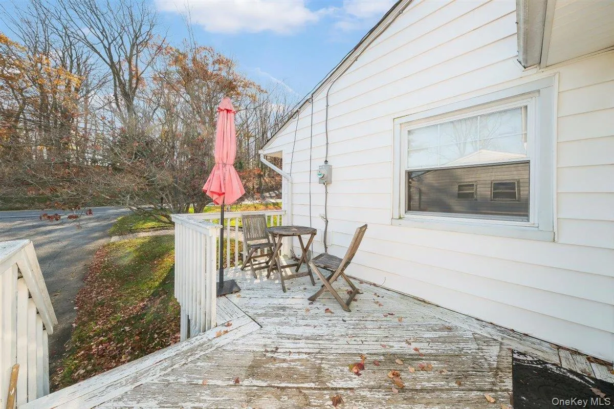 22 Quaker Hill Road, Monroe, NY, 3 Bedrooms Bedrooms, 6 Rooms Rooms,1 BathroomBathrooms,Residential Lease,For Rent,Quaker Hill,0,1046614 22 Quaker Hill Road, Monroe, NY, 3 Bedrooms Bedrooms, 6 Rooms Rooms,1 BathroomBathrooms,Residential Lease,For Rent,Quaker Hill,0,1046614