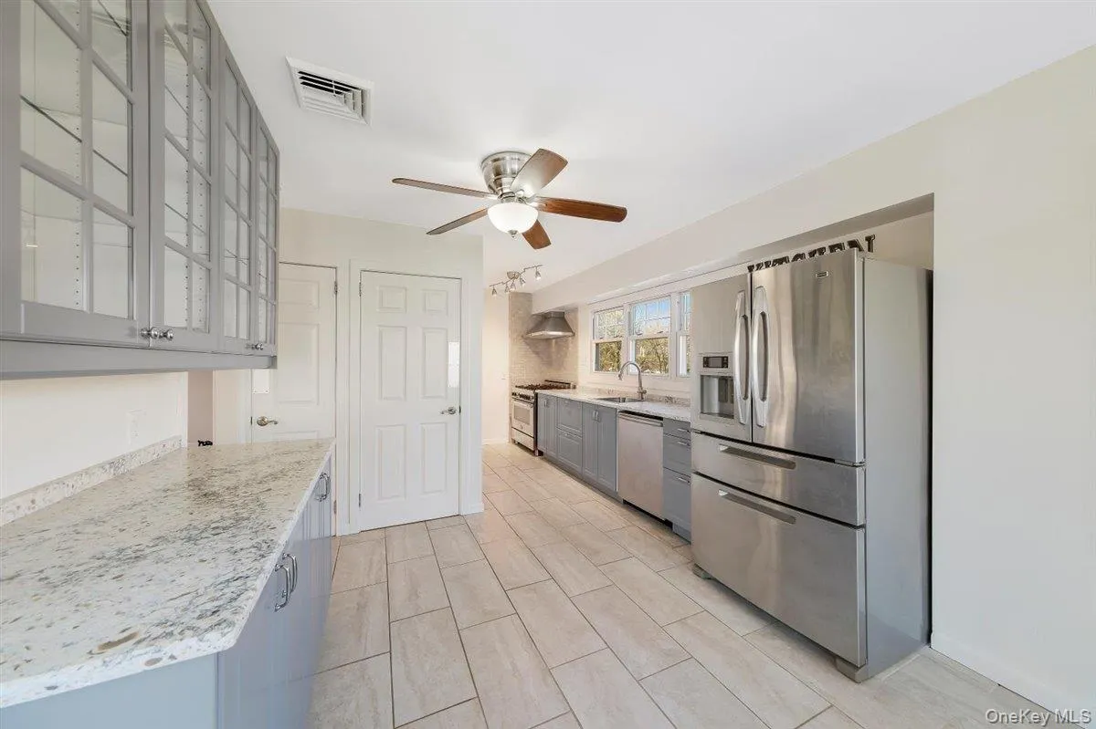 22 Quaker Hill Road, Monroe, NY, 3 Bedrooms Bedrooms, 6 Rooms Rooms,1 BathroomBathrooms,Residential Lease,For Rent,Quaker Hill,0,1046614 22 Quaker Hill Road, Monroe, NY, 3 Bedrooms Bedrooms, 6 Rooms Rooms,1 BathroomBathrooms,Residential Lease,For Rent,Quaker Hill,0,1046614