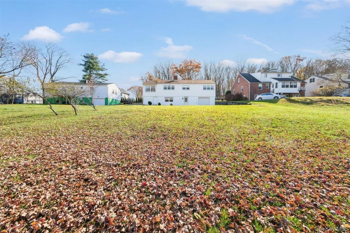 22 Quaker Hill Road, Monroe, NY, 3 Bedrooms Bedrooms, 6 Rooms Rooms,1 BathroomBathrooms,Residential Lease,For Rent,Quaker Hill,0,1046614 22 Quaker Hill Road, Monroe, NY, 3 Bedrooms Bedrooms, 6 Rooms Rooms,1 BathroomBathrooms,Residential Lease,For Rent,Quaker Hill,0,1046614