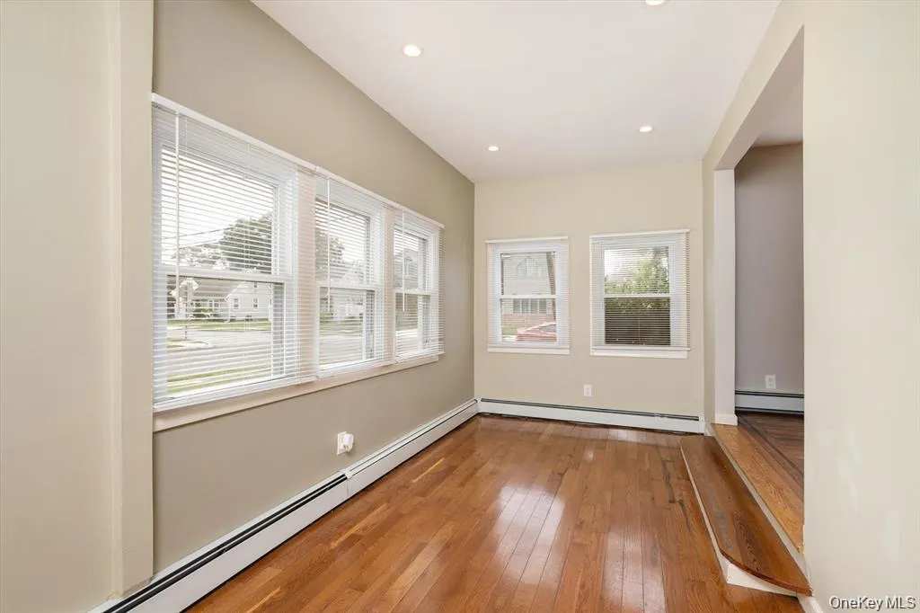 23 Rosebud Avenue, Hempstead, NY, 2 Bedrooms Bedrooms, 6 Rooms Rooms,1 BathroomBathrooms,Residential Lease,For Rent,Rosebud,0,1046619 23 Rosebud Avenue, Hempstead, NY, 2 Bedrooms Bedrooms, 6 Rooms Rooms,1 BathroomBathrooms,Residential Lease,For Rent,Rosebud,0,1046619