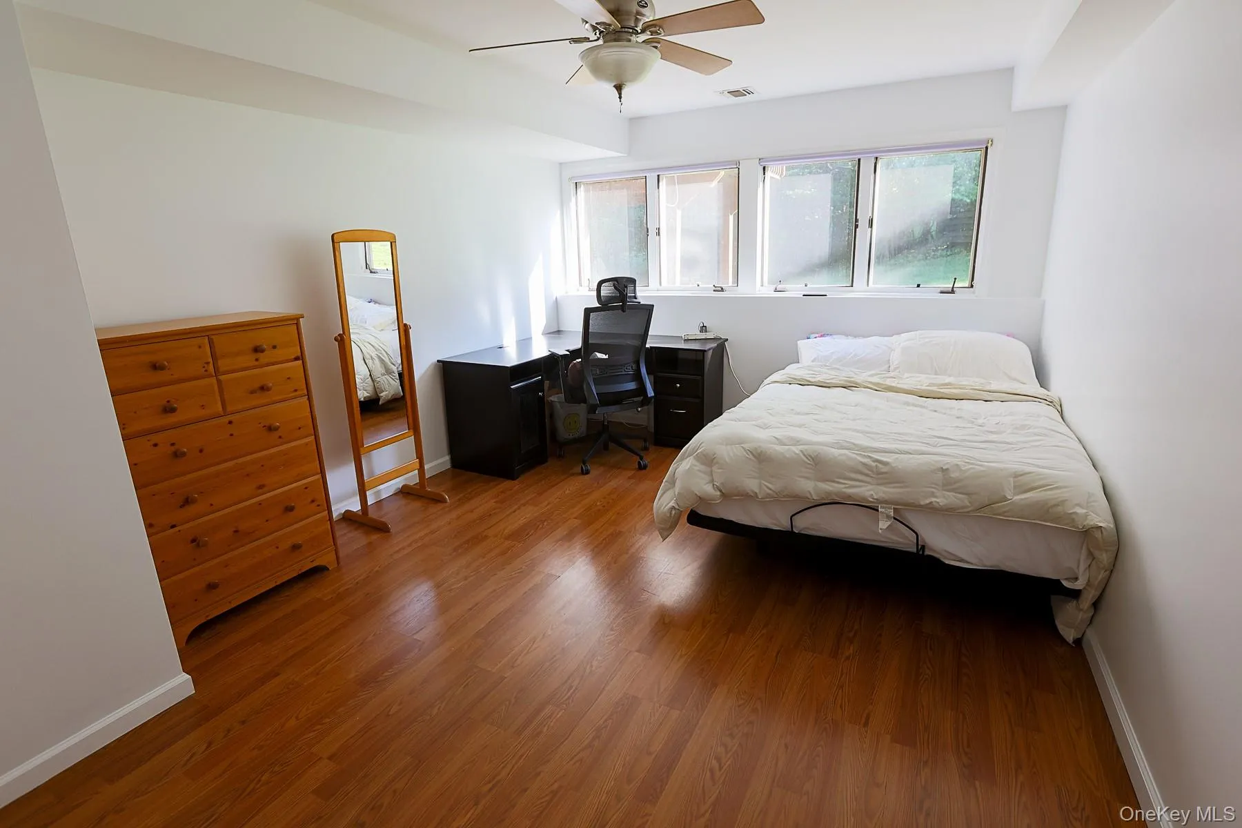 49 Gregg Court, Orangetown, NY, 5 Bedrooms Bedrooms, 10 Rooms Rooms,4 BathroomsBathrooms,Residential,For Rent,Gregg,0,1046620 49 Gregg Court, Orangetown, NY, 5 Bedrooms Bedrooms, 10 Rooms Rooms,4 BathroomsBathrooms,Residential,For Rent,Gregg,0,1046620