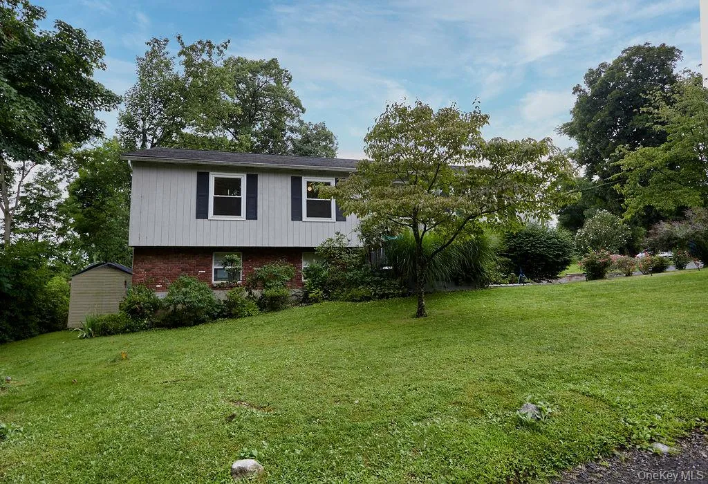 23 Allen Road, Philipstown, NY, 3 Bedrooms Bedrooms, 8 Rooms Rooms,2 BathroomsBathrooms,Residential,For Rent,Allen,0,1046623 23 Allen Road, Philipstown, NY, 3 Bedrooms Bedrooms, 8 Rooms Rooms,2 BathroomsBathrooms,Residential,For Rent,Allen,0,1046623