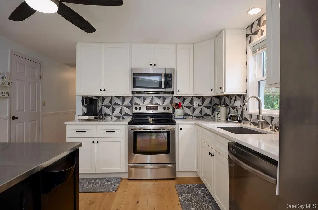 23 Allen Road, Philipstown, NY, 3 Bedrooms Bedrooms, 8 Rooms Rooms,2 BathroomsBathrooms,Residential,For Rent,Allen,0,1046623 23 Allen Road, Philipstown, NY, 3 Bedrooms Bedrooms, 8 Rooms Rooms,2 BathroomsBathrooms,Residential,For Rent,Allen,0,1046623