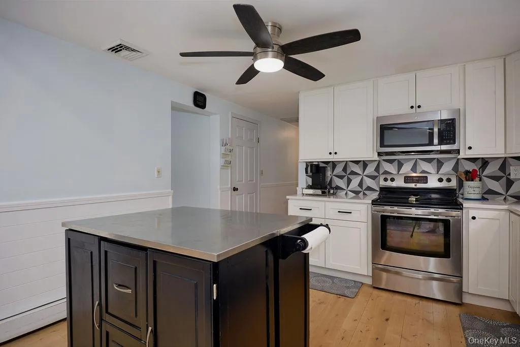 23 Allen Road, Philipstown, NY, 3 Bedrooms Bedrooms, 8 Rooms Rooms,2 BathroomsBathrooms,Residential,For Rent,Allen,0,1046623 23 Allen Road, Philipstown, NY, 3 Bedrooms Bedrooms, 8 Rooms Rooms,2 BathroomsBathrooms,Residential,For Rent,Allen,0,1046623