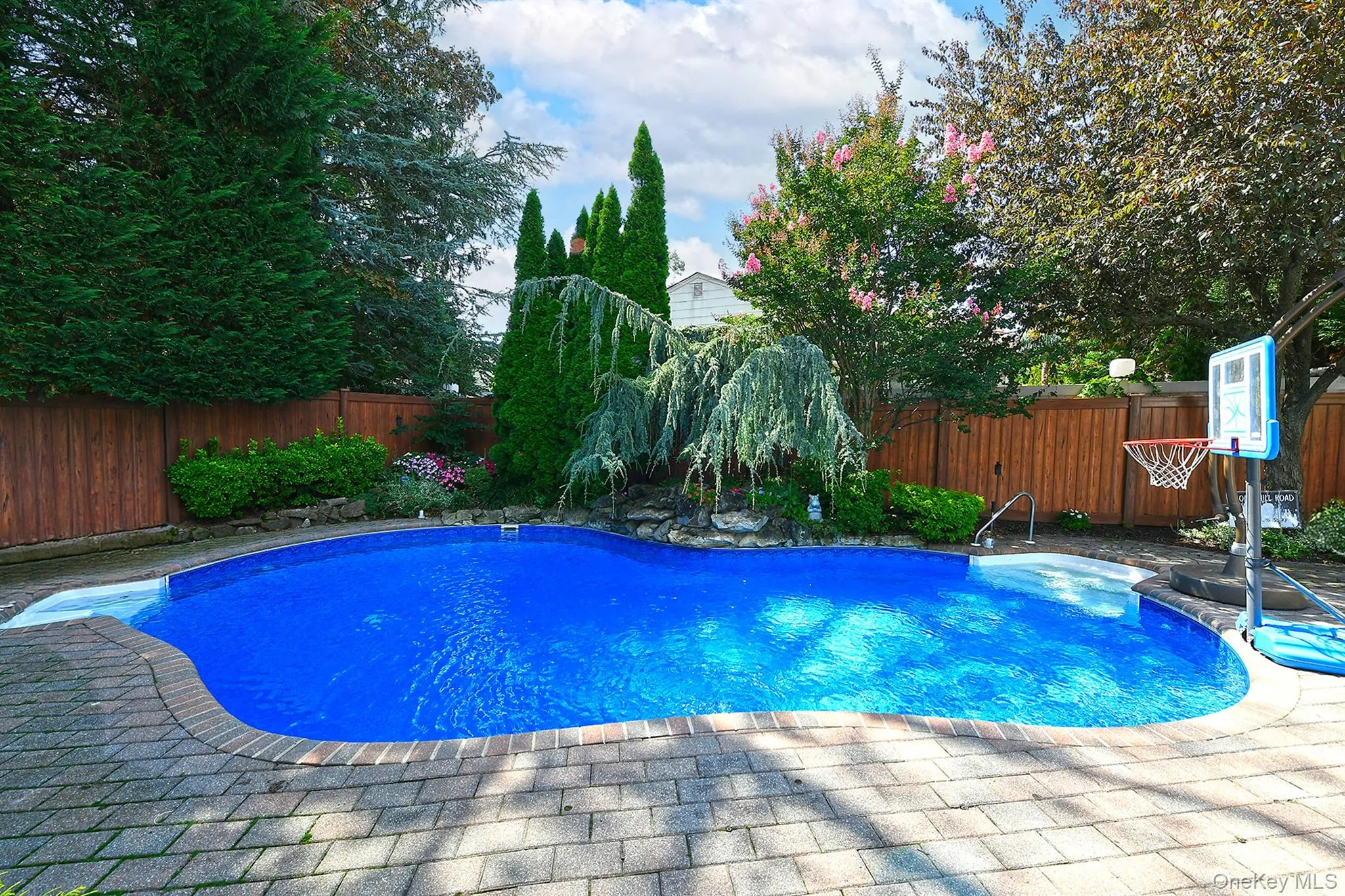 3142 Wynsum Avenue, Hempstead, NY, 4 Bedrooms Bedrooms, 8 Rooms Rooms,2 BathroomsBathrooms,Residential,For Rent,Wynsum,0,1046624 3142 Wynsum Avenue, Hempstead, NY, 4 Bedrooms Bedrooms, 8 Rooms Rooms,2 BathroomsBathrooms,Residential,For Rent,Wynsum,0,1046624