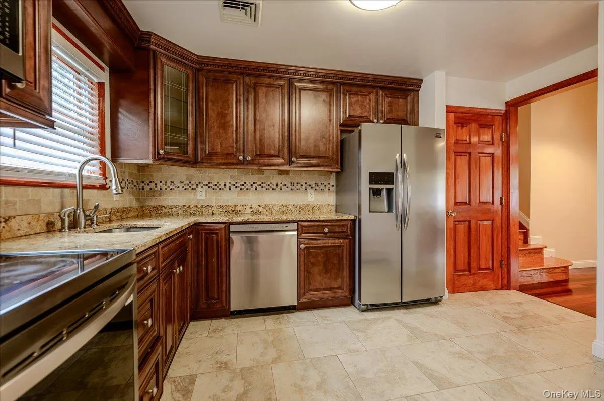 2664 Grayson Drive, Hempstead, NY, 4 Bedrooms Bedrooms, 6 Rooms Rooms,3 BathroomsBathrooms,Residential,For Rent,Grayson,0,1046626 2664 Grayson Drive, Hempstead, NY, 4 Bedrooms Bedrooms, 6 Rooms Rooms,3 BathroomsBathrooms,Residential,For Rent,Grayson,0,1046626