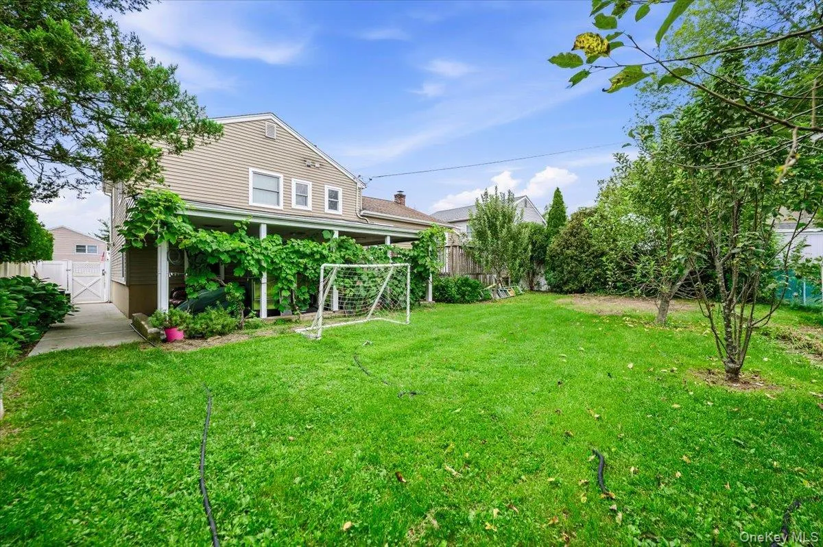 2664 Grayson Drive, Hempstead, NY, 4 Bedrooms Bedrooms, 6 Rooms Rooms,3 BathroomsBathrooms,Residential,For Rent,Grayson,0,1046626 2664 Grayson Drive, Hempstead, NY, 4 Bedrooms Bedrooms, 6 Rooms Rooms,3 BathroomsBathrooms,Residential,For Rent,Grayson,0,1046626