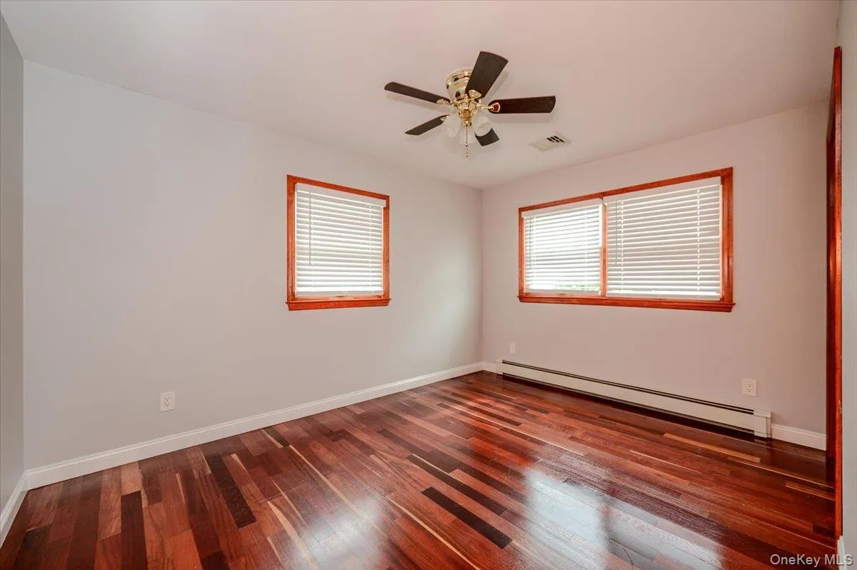2664 Grayson Drive, Hempstead, NY, 4 Bedrooms Bedrooms, 6 Rooms Rooms,3 BathroomsBathrooms,Residential,For Rent,Grayson,0,1046626 2664 Grayson Drive, Hempstead, NY, 4 Bedrooms Bedrooms, 6 Rooms Rooms,3 BathroomsBathrooms,Residential,For Rent,Grayson,0,1046626