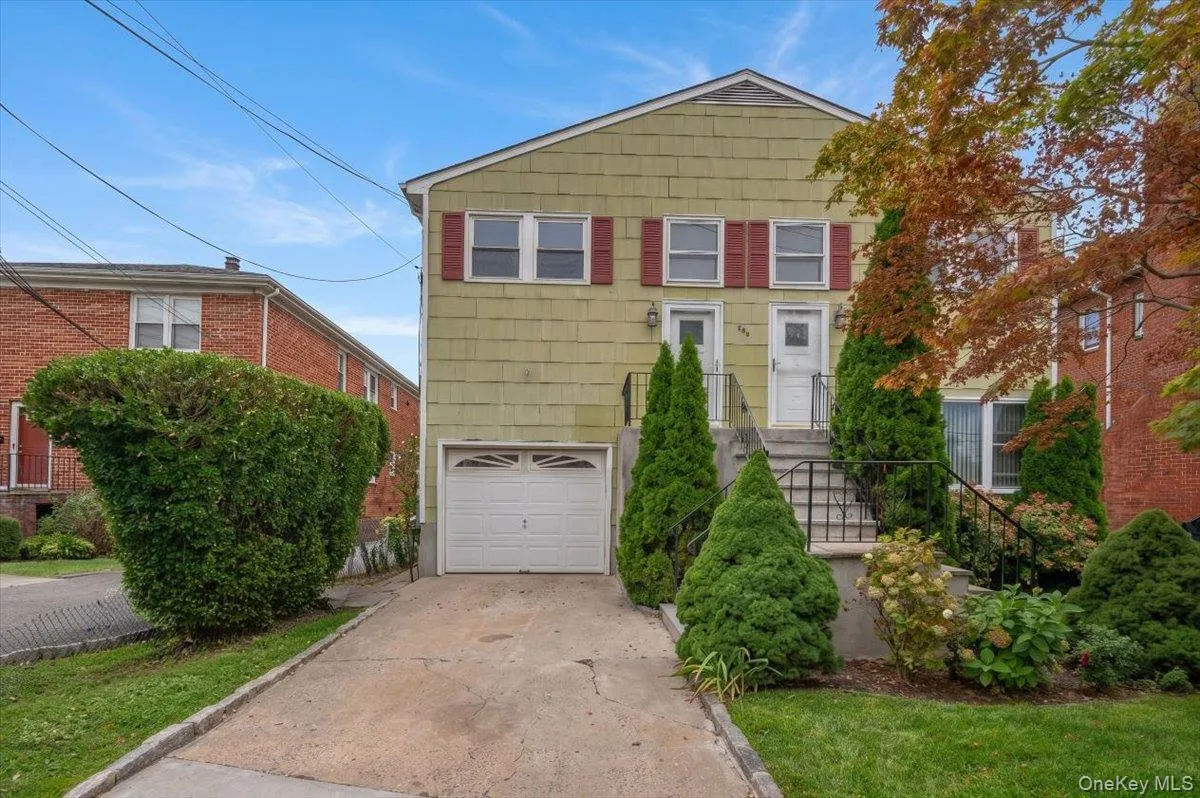 284 Park Avenue, Harrison, NY, 3 Bedrooms Bedrooms, 5 Rooms Rooms,1 BathroomBathrooms,Residential Lease,For Rent,Park,0,1046628 284 Park Avenue, Harrison, NY, 3 Bedrooms Bedrooms, 5 Rooms Rooms,1 BathroomBathrooms,Residential Lease,For Rent,Park,0,1046628