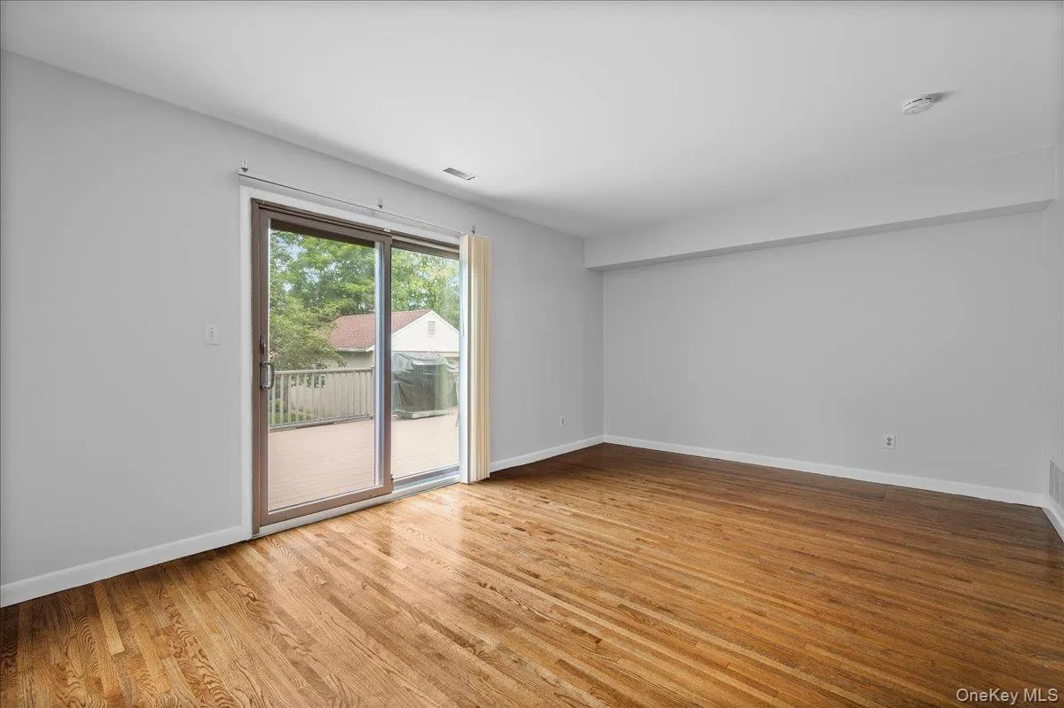 284 Park Avenue, Harrison, NY, 3 Bedrooms Bedrooms, 5 Rooms Rooms,1 BathroomBathrooms,Residential Lease,For Rent,Park,0,1046628 284 Park Avenue, Harrison, NY, 3 Bedrooms Bedrooms, 5 Rooms Rooms,1 BathroomBathrooms,Residential Lease,For Rent,Park,0,1046628