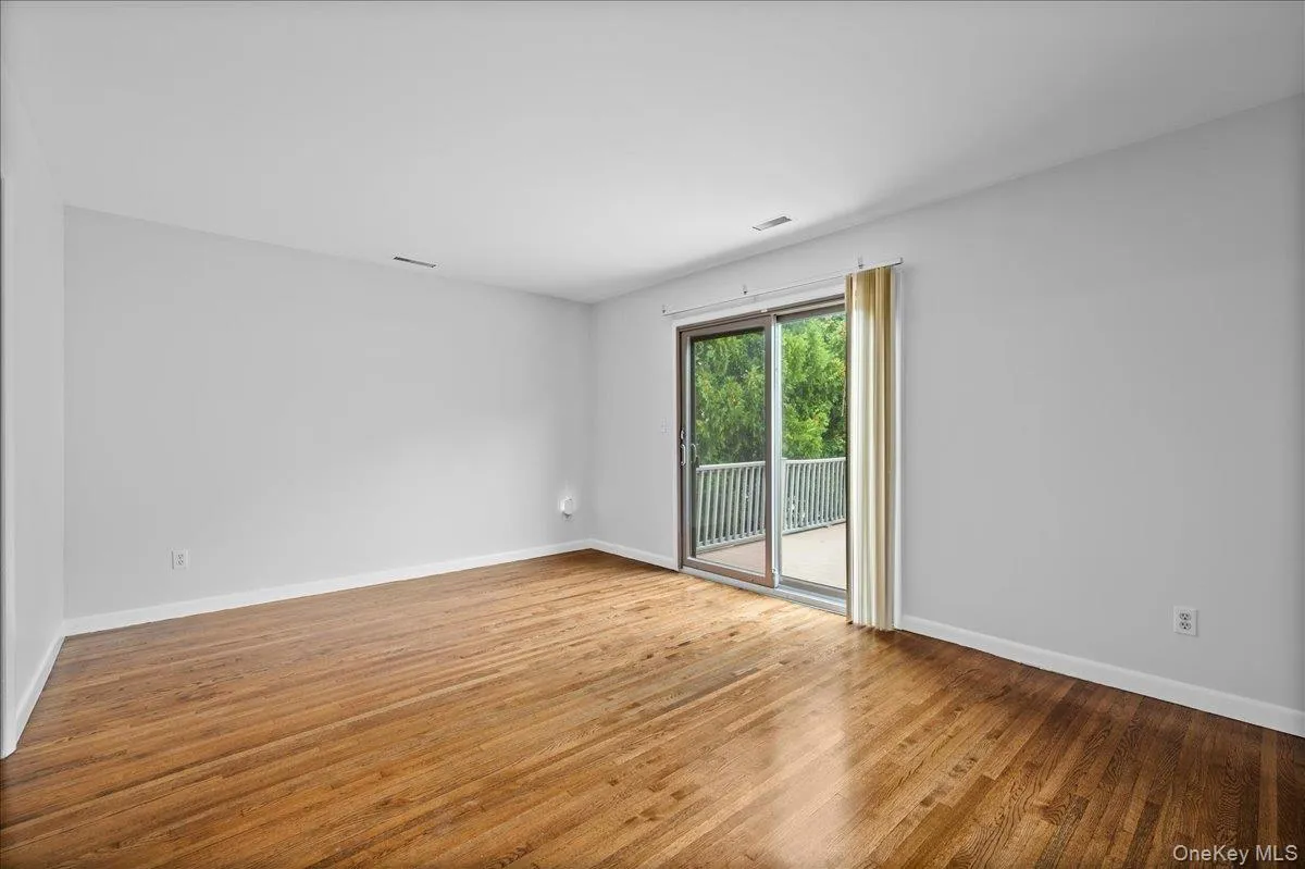 284 Park Avenue, Harrison, NY, 3 Bedrooms Bedrooms, 5 Rooms Rooms,1 BathroomBathrooms,Residential Lease,For Rent,Park,0,1046628 284 Park Avenue, Harrison, NY, 3 Bedrooms Bedrooms, 5 Rooms Rooms,1 BathroomBathrooms,Residential Lease,For Rent,Park,0,1046628