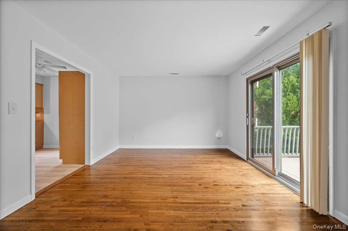 284 Park Avenue, Harrison, NY, 3 Bedrooms Bedrooms, 5 Rooms Rooms,1 BathroomBathrooms,Residential Lease,For Rent,Park,0,1046628 284 Park Avenue, Harrison, NY, 3 Bedrooms Bedrooms, 5 Rooms Rooms,1 BathroomBathrooms,Residential Lease,For Rent,Park,0,1046628