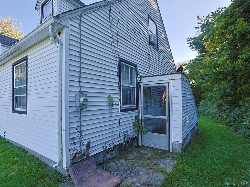 580 Route 17M, Middletown, NY, 5 Bedrooms Bedrooms, 8 Rooms Rooms,2 BathroomsBathrooms,Residential,For Rent,Route 17M,0,1046630 580 Route 17M, Middletown, NY, 5 Bedrooms Bedrooms, 8 Rooms Rooms,2 BathroomsBathrooms,Residential,For Rent,Route 17M,0,1046630