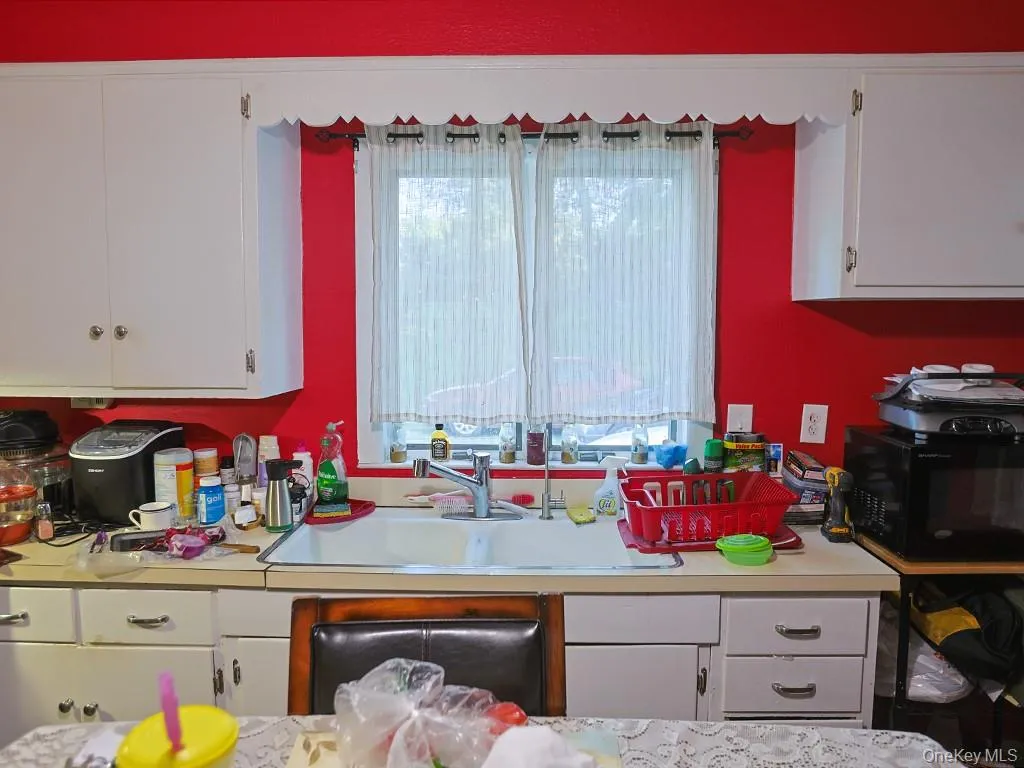 580 Route 17M, Middletown, NY, 5 Bedrooms Bedrooms, 8 Rooms Rooms,2 BathroomsBathrooms,Residential,For Rent,Route 17M,0,1046630 580 Route 17M, Middletown, NY, 5 Bedrooms Bedrooms, 8 Rooms Rooms,2 BathroomsBathrooms,Residential,For Rent,Route 17M,0,1046630