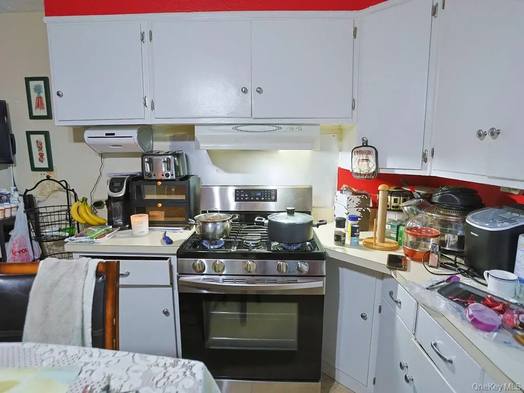 580 Route 17M, Middletown, NY, 5 Bedrooms Bedrooms, 8 Rooms Rooms,2 BathroomsBathrooms,Residential,For Rent,Route 17M,0,1046630 580 Route 17M, Middletown, NY, 5 Bedrooms Bedrooms, 8 Rooms Rooms,2 BathroomsBathrooms,Residential,For Rent,Route 17M,0,1046630