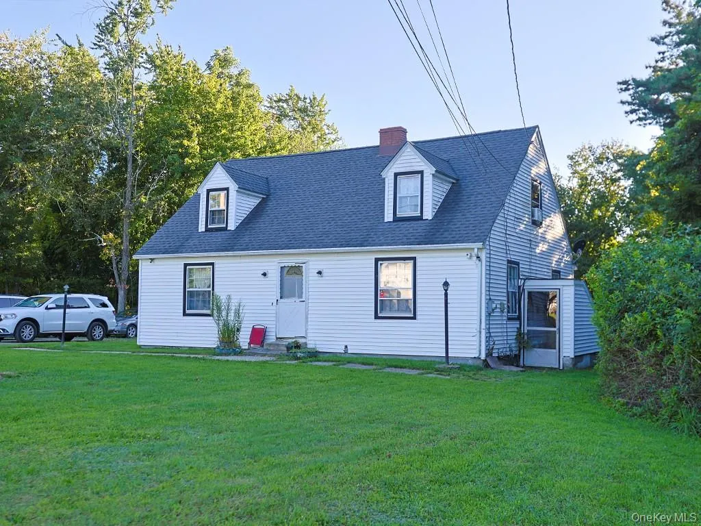 580 Route 17M, Middletown, NY, 5 Bedrooms Bedrooms, 8 Rooms Rooms,2 BathroomsBathrooms,Residential,For Rent,Route 17M,0,1046630 580 Route 17M, Middletown, NY, 5 Bedrooms Bedrooms, 8 Rooms Rooms,2 BathroomsBathrooms,Residential,For Rent,Route 17M,0,1046630