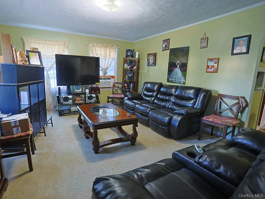 580 Route 17M, Middletown, NY, 5 Bedrooms Bedrooms, 8 Rooms Rooms,2 BathroomsBathrooms,Residential,For Rent,Route 17M,0,1046630 580 Route 17M, Middletown, NY, 5 Bedrooms Bedrooms, 8 Rooms Rooms,2 BathroomsBathrooms,Residential,For Rent,Route 17M,0,1046630