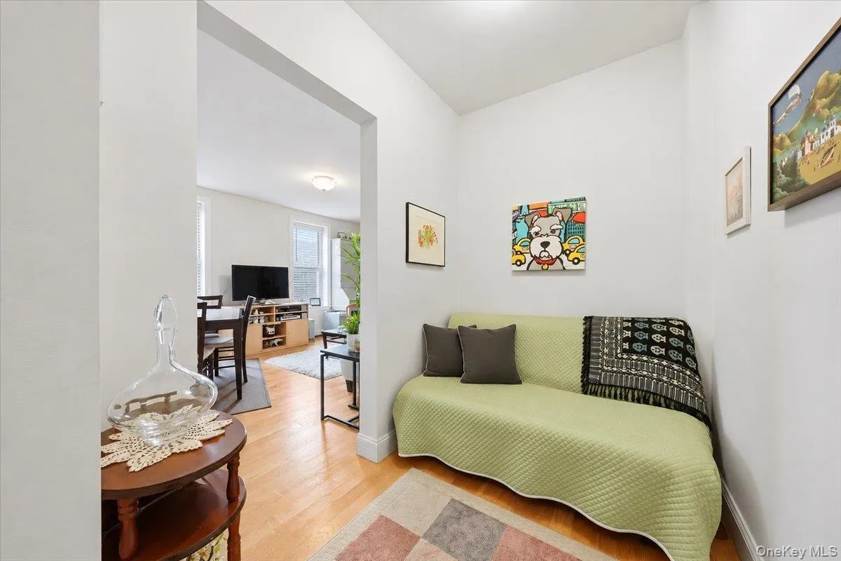 811 Walton Avenue, New York, NY, 1 Bedroom Bedrooms, 5 Rooms Rooms,1 BathroomBathrooms,Residential,For Rent,Avenue,0,1046632 811 Walton Avenue, New York, NY, 1 Bedroom Bedrooms, 5 Rooms Rooms,1 BathroomBathrooms,Residential,For Rent,Avenue,0,1046632