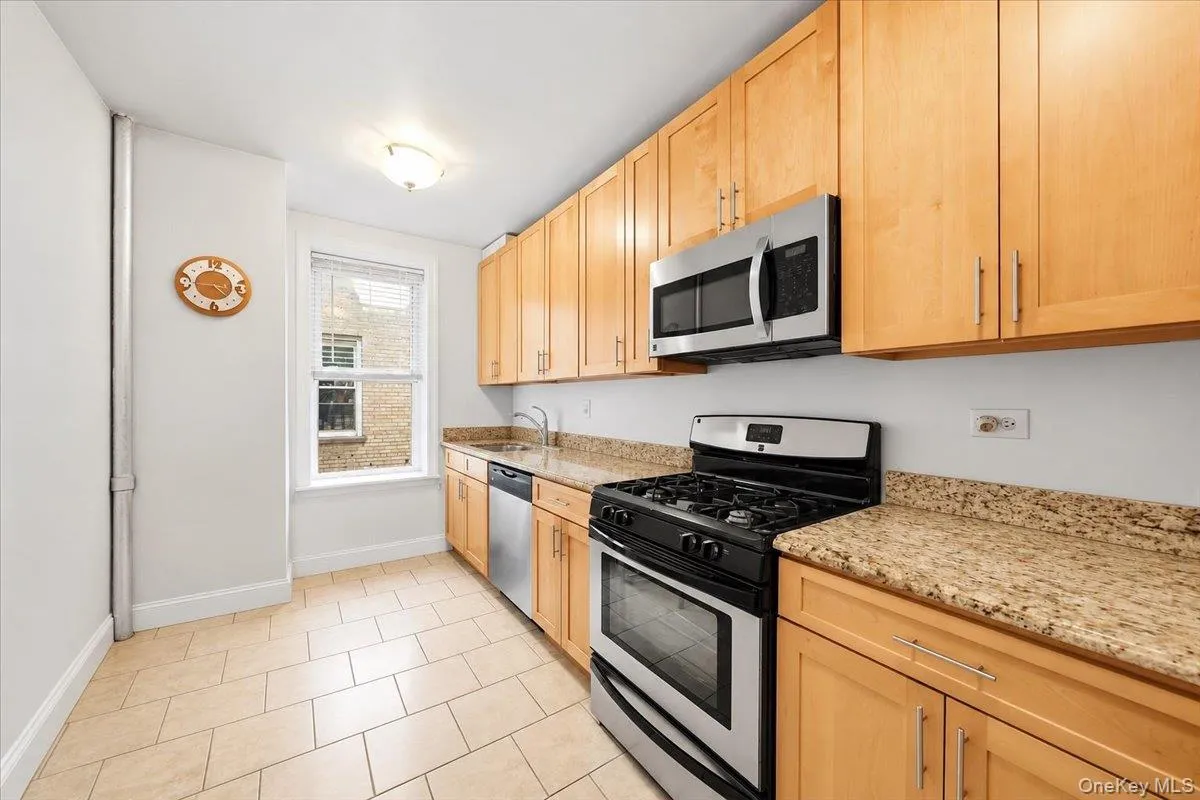 811 Walton Avenue, New York, NY, 1 Bedroom Bedrooms, 5 Rooms Rooms,1 BathroomBathrooms,Residential,For Rent,Avenue,0,1046632 811 Walton Avenue, New York, NY, 1 Bedroom Bedrooms, 5 Rooms Rooms,1 BathroomBathrooms,Residential,For Rent,Avenue,0,1046632