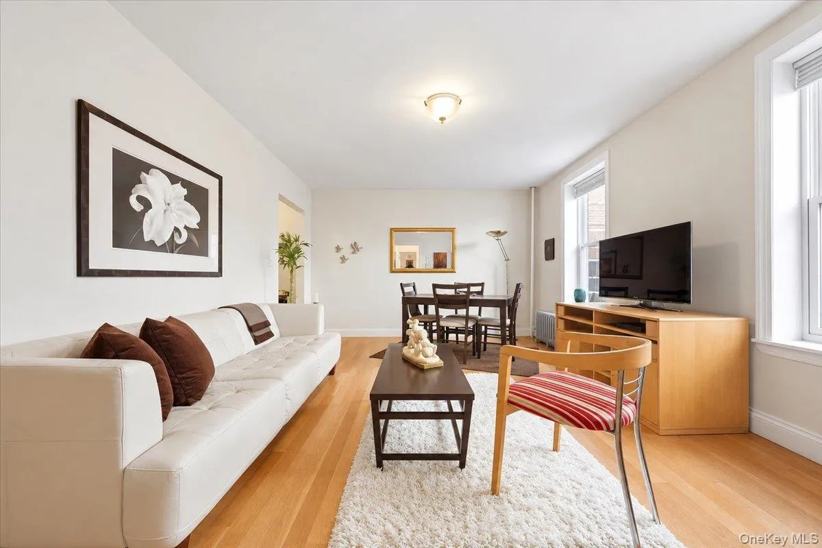 811 Walton Avenue, New York, NY, 1 Bedroom Bedrooms, 5 Rooms Rooms,1 BathroomBathrooms,Residential,For Rent,Avenue,0,1046632 811 Walton Avenue, New York, NY, 1 Bedroom Bedrooms, 5 Rooms Rooms,1 BathroomBathrooms,Residential,For Rent,Avenue,0,1046632