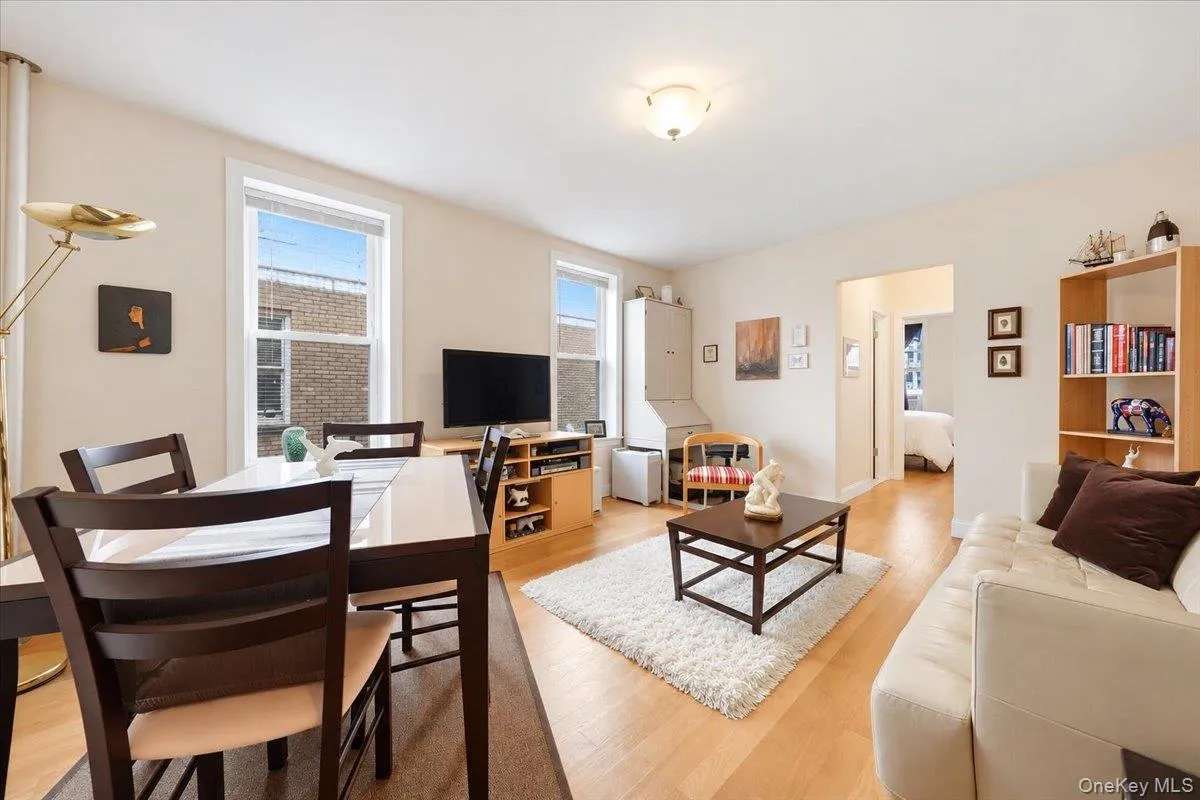 811 Walton Avenue, New York, NY, 1 Bedroom Bedrooms, 5 Rooms Rooms,1 BathroomBathrooms,Residential,For Rent,Avenue,0,1046632 811 Walton Avenue, New York, NY, 1 Bedroom Bedrooms, 5 Rooms Rooms,1 BathroomBathrooms,Residential,For Rent,Avenue,0,1046632