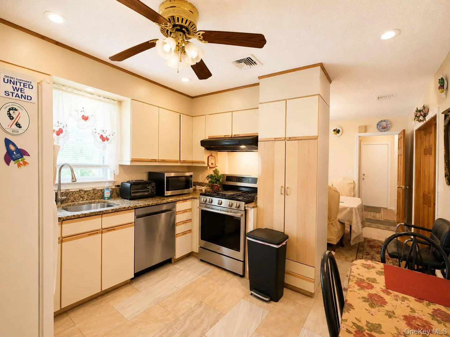 19 Stewart Place, Ramapo, NY, 5 Bedrooms Bedrooms, 9 Rooms Rooms,3 BathroomsBathrooms,Residential,For Rent,Stewart,0,1046634 19 Stewart Place, Ramapo, NY, 5 Bedrooms Bedrooms, 9 Rooms Rooms,3 BathroomsBathrooms,Residential,For Rent,Stewart,0,1046634