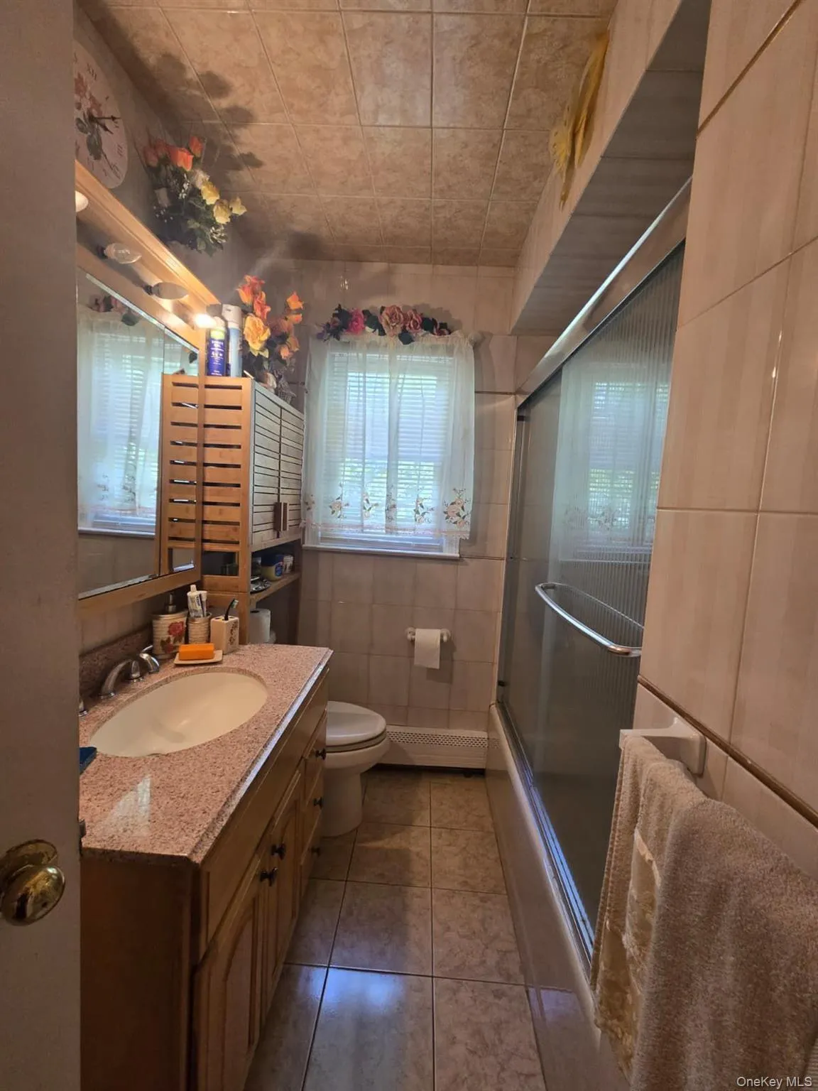 19 Stewart Place, Ramapo, NY, 5 Bedrooms Bedrooms, 9 Rooms Rooms,3 BathroomsBathrooms,Residential,For Rent,Stewart,0,1046634 19 Stewart Place, Ramapo, NY, 5 Bedrooms Bedrooms, 9 Rooms Rooms,3 BathroomsBathrooms,Residential,For Rent,Stewart,0,1046634