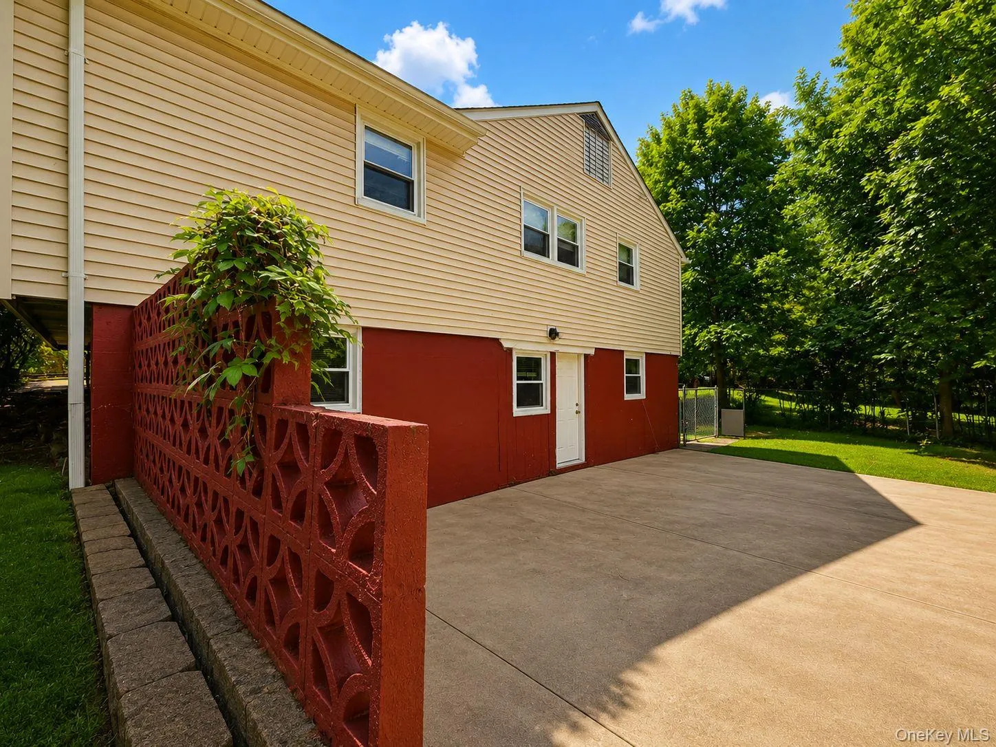 19 Stewart Place, Ramapo, NY, 5 Bedrooms Bedrooms, 9 Rooms Rooms,3 BathroomsBathrooms,Residential,For Rent,Stewart,0,1046634 19 Stewart Place, Ramapo, NY, 5 Bedrooms Bedrooms, 9 Rooms Rooms,3 BathroomsBathrooms,Residential,For Rent,Stewart,0,1046634