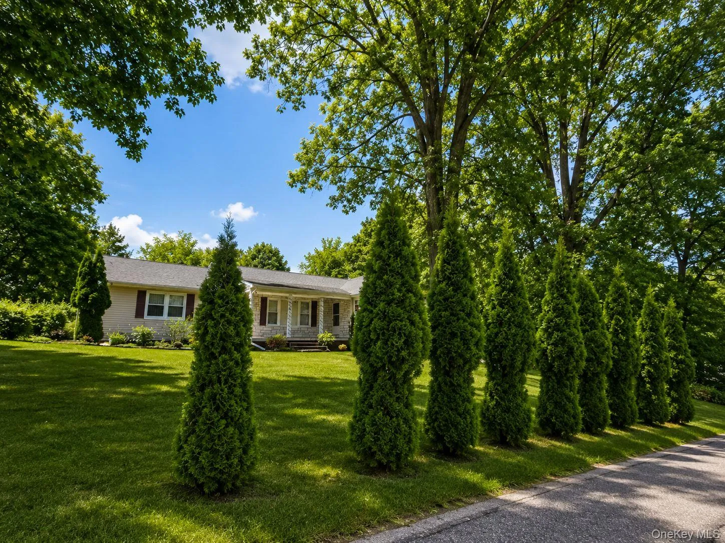 19 Stewart Place, Ramapo, NY, 5 Bedrooms Bedrooms, 9 Rooms Rooms,3 BathroomsBathrooms,Residential,For Rent,Stewart,0,1046634 19 Stewart Place, Ramapo, NY, 5 Bedrooms Bedrooms, 9 Rooms Rooms,3 BathroomsBathrooms,Residential,For Rent,Stewart,0,1046634