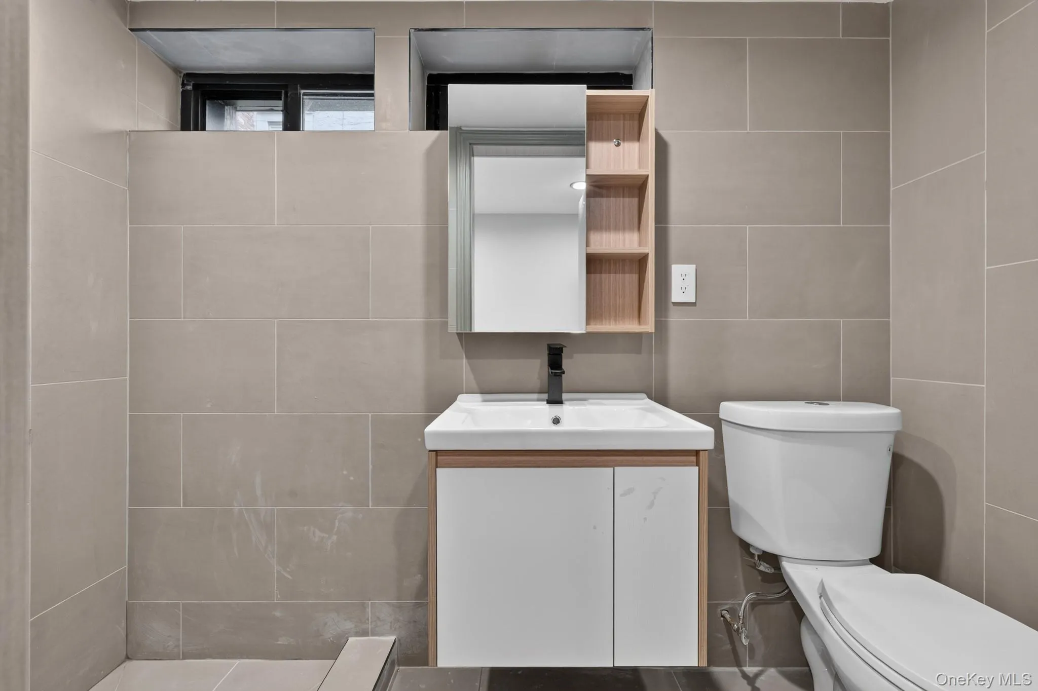 11137 196th Street, New York, NY, 7 Bedrooms Bedrooms, 20 Rooms Rooms,4 BathroomsBathrooms,Residential,For Rent,196th,0,1046635 11137 196th Street, New York, NY, 7 Bedrooms Bedrooms, 20 Rooms Rooms,4 BathroomsBathrooms,Residential,For Rent,196th,0,1046635