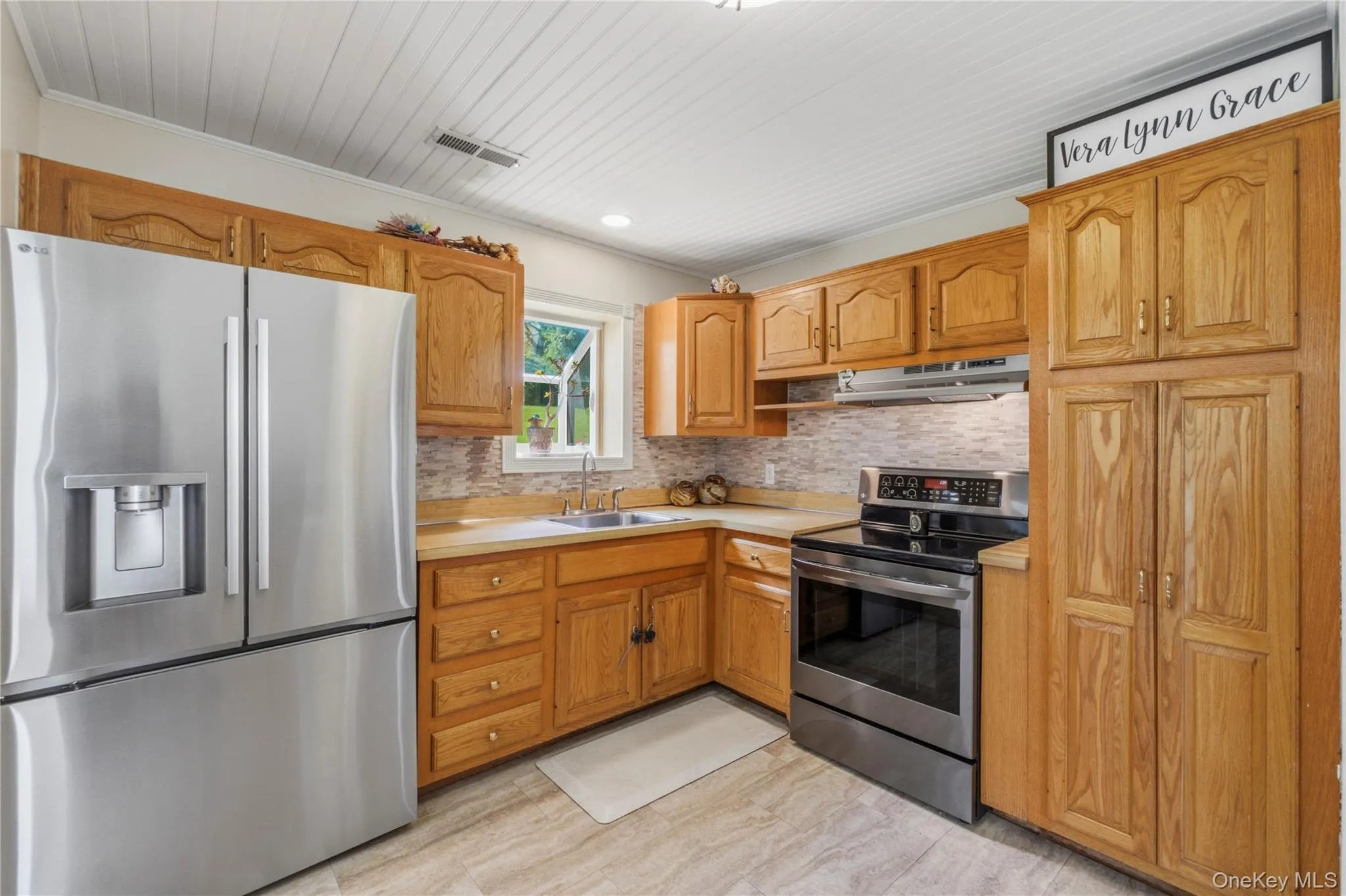 28 Hilltop Drive, Carmel, NY, 3 Bedrooms Bedrooms, 9 Rooms Rooms,2 BathroomsBathrooms,Residential,For Rent,Hilltop,0,1046637 28 Hilltop Drive, Carmel, NY, 3 Bedrooms Bedrooms, 9 Rooms Rooms,2 BathroomsBathrooms,Residential,For Rent,Hilltop,0,1046637