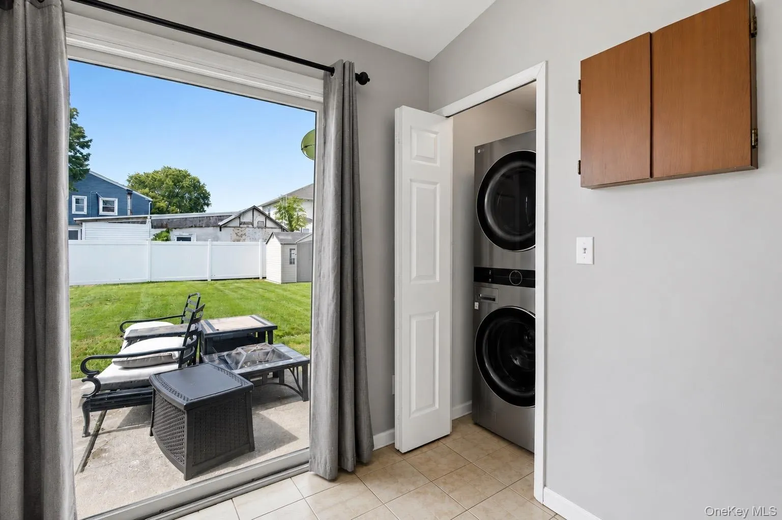 292 Roosevelt Avenue, Hempstead, NY, 3 Bedrooms Bedrooms, 5 Rooms Rooms,2 BathroomsBathrooms,Residential,For Rent,Roosevelt,0,1046638 292 Roosevelt Avenue, Hempstead, NY, 3 Bedrooms Bedrooms, 5 Rooms Rooms,2 BathroomsBathrooms,Residential,For Rent,Roosevelt,0,1046638