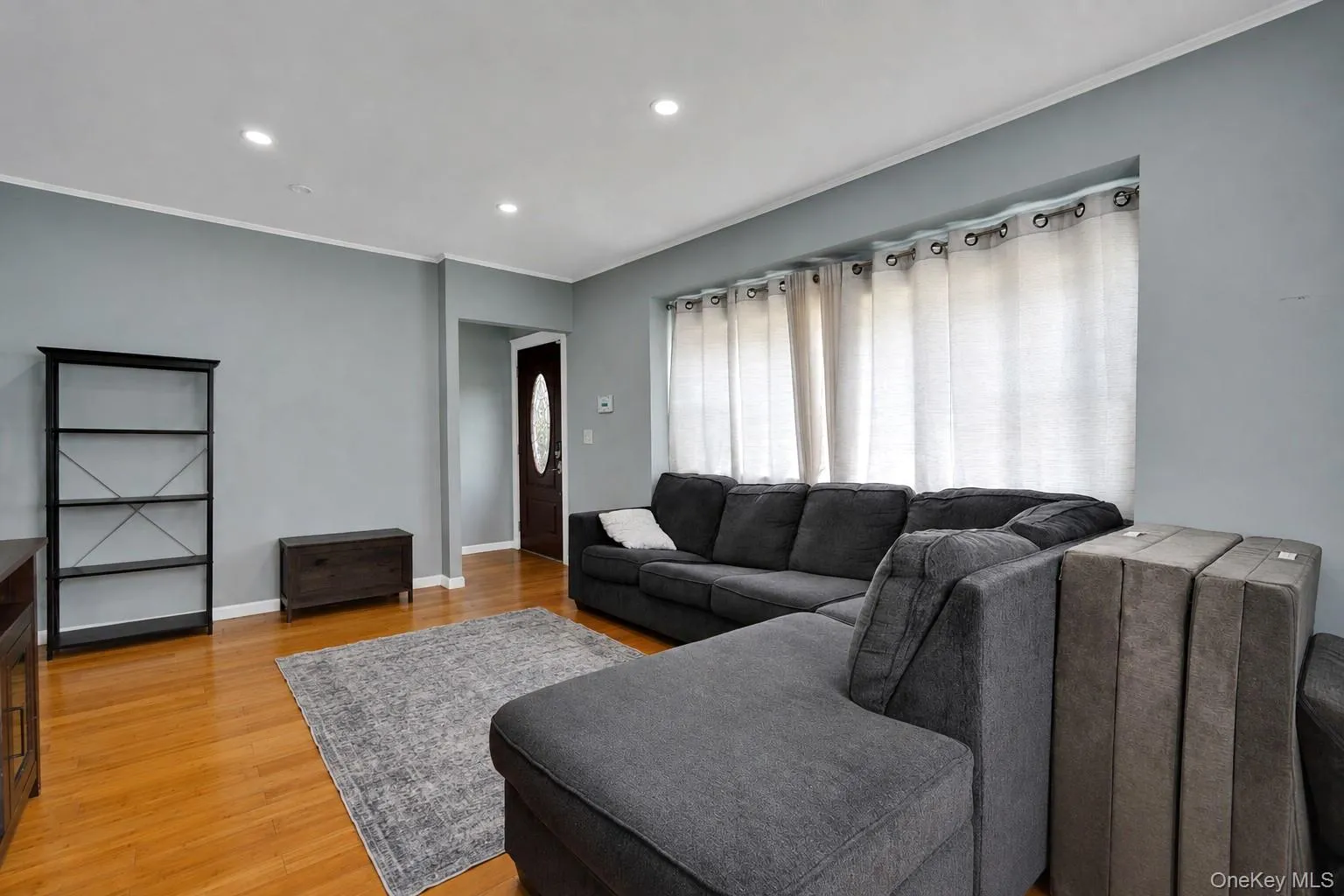 292 Roosevelt Avenue, Hempstead, NY, 3 Bedrooms Bedrooms, 5 Rooms Rooms,2 BathroomsBathrooms,Residential,For Rent,Roosevelt,0,1046638 292 Roosevelt Avenue, Hempstead, NY, 3 Bedrooms Bedrooms, 5 Rooms Rooms,2 BathroomsBathrooms,Residential,For Rent,Roosevelt,0,1046638
