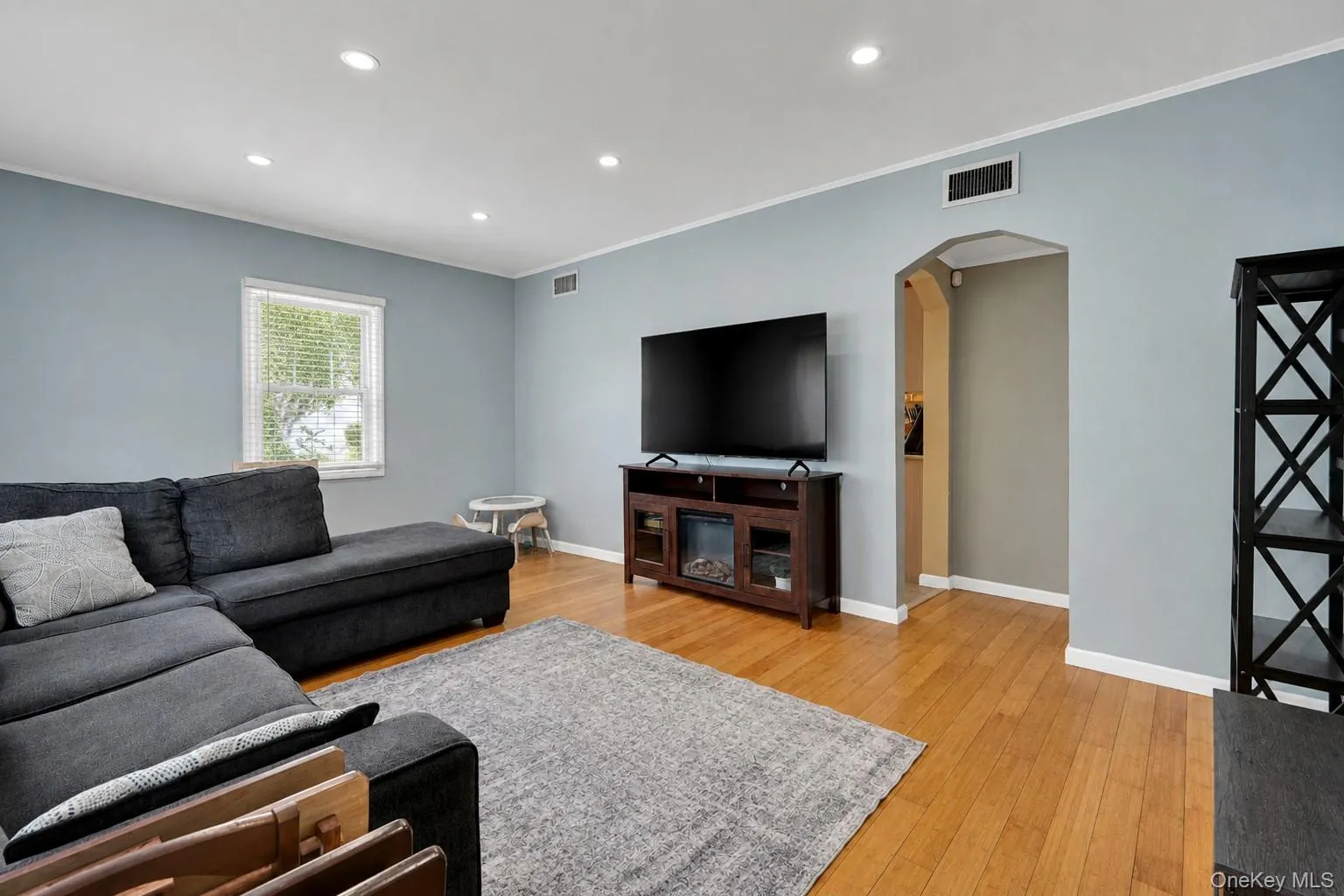 292 Roosevelt Avenue, Hempstead, NY, 3 Bedrooms Bedrooms, 5 Rooms Rooms,2 BathroomsBathrooms,Residential,For Rent,Roosevelt,0,1046638 292 Roosevelt Avenue, Hempstead, NY, 3 Bedrooms Bedrooms, 5 Rooms Rooms,2 BathroomsBathrooms,Residential,For Rent,Roosevelt,0,1046638