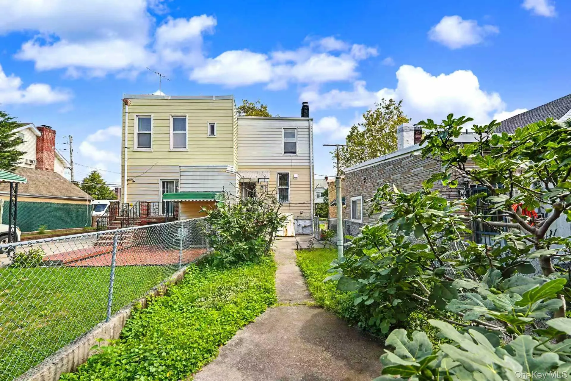 6016 69th Lane, New York, NY, 3 Bedrooms Bedrooms, 5 Rooms Rooms,1 BathroomBathrooms,Residential,For Rent,69th,0,1046644 6016 69th Lane, New York, NY, 3 Bedrooms Bedrooms, 5 Rooms Rooms,1 BathroomBathrooms,Residential,For Rent,69th,0,1046644