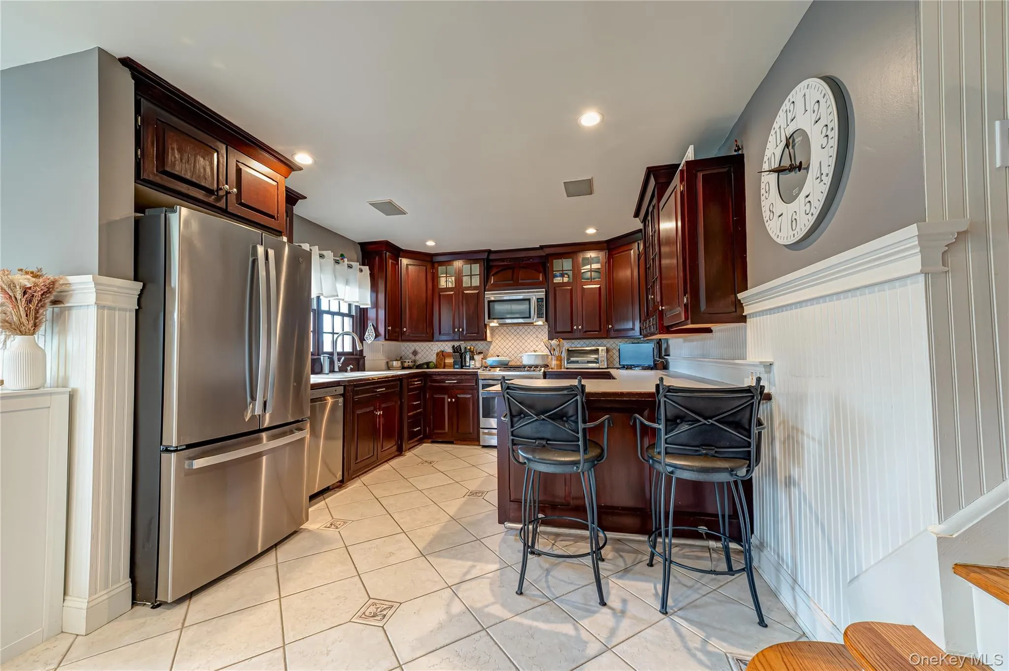 3 Peary Lane, Smithtown, NY, 3 Bedrooms Bedrooms, 7 Rooms Rooms,2 BathroomsBathrooms,Residential,For Rent,Peary,0,1046645 3 Peary Lane, Smithtown, NY, 3 Bedrooms Bedrooms, 7 Rooms Rooms,2 BathroomsBathrooms,Residential,For Rent,Peary,0,1046645
