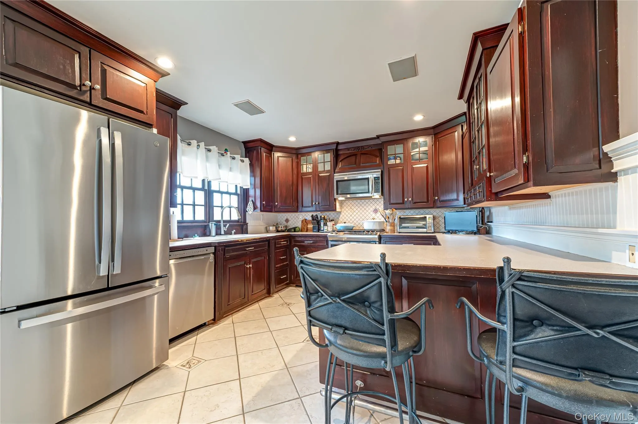 3 Peary Lane, Smithtown, NY, 3 Bedrooms Bedrooms, 7 Rooms Rooms,2 BathroomsBathrooms,Residential,For Rent,Peary,0,1046645 3 Peary Lane, Smithtown, NY, 3 Bedrooms Bedrooms, 7 Rooms Rooms,2 BathroomsBathrooms,Residential,For Rent,Peary,0,1046645