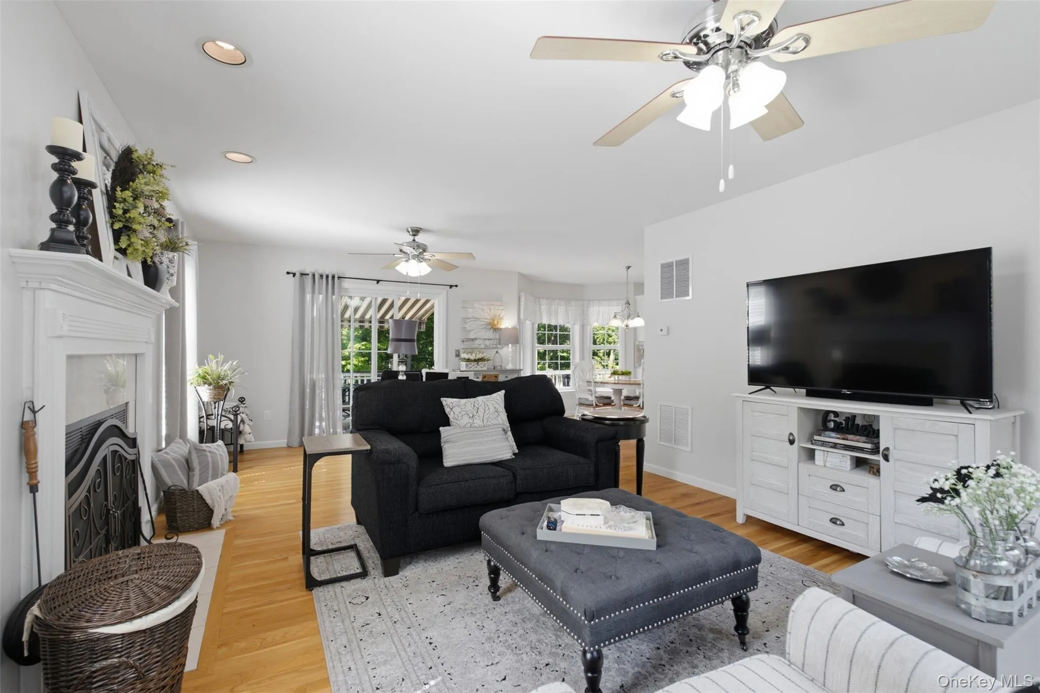 49 Millstream Court, Pawling, NY, 3 Bedrooms Bedrooms, 11 Rooms Rooms,2 BathroomsBathrooms,Residential,For Rent,Millstream,0,1046647 49 Millstream Court, Pawling, NY, 3 Bedrooms Bedrooms, 11 Rooms Rooms,2 BathroomsBathrooms,Residential,For Rent,Millstream,0,1046647