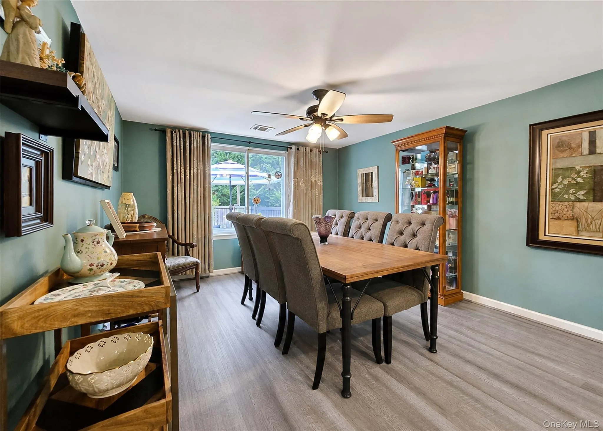 99 Skyline Drive, Brookhaven, NY, 3 Bedrooms Bedrooms, 6 Rooms Rooms,1 BathroomBathrooms,Residential,For Rent,Skyline,0,1046649 99 Skyline Drive, Brookhaven, NY, 3 Bedrooms Bedrooms, 6 Rooms Rooms,1 BathroomBathrooms,Residential,For Rent,Skyline,0,1046649