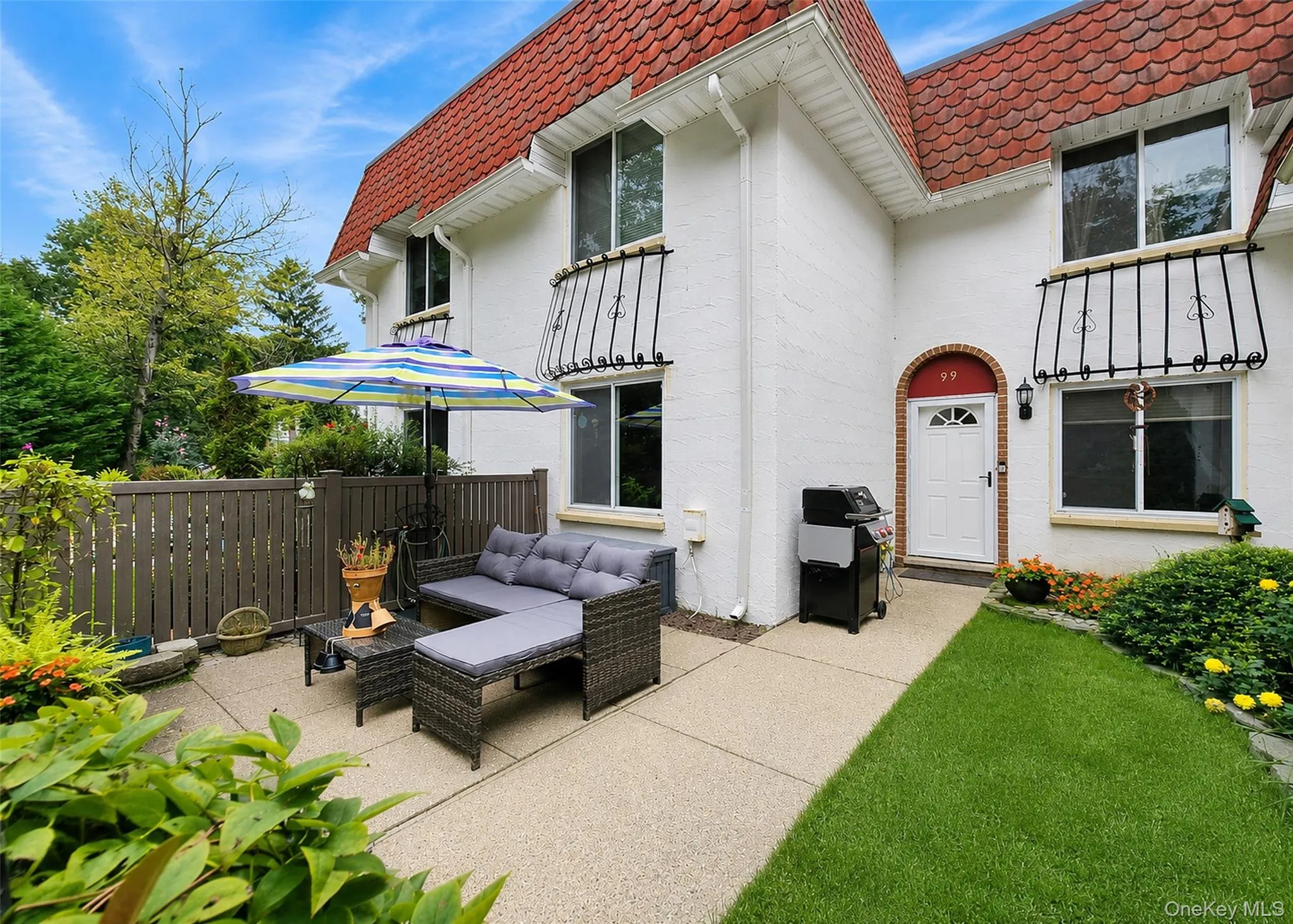 99 Skyline Drive, Brookhaven, NY, 3 Bedrooms Bedrooms, 6 Rooms Rooms,1 BathroomBathrooms,Residential,For Rent,Skyline,0,1046649 99 Skyline Drive, Brookhaven, NY, 3 Bedrooms Bedrooms, 6 Rooms Rooms,1 BathroomBathrooms,Residential,For Rent,Skyline,0,1046649
