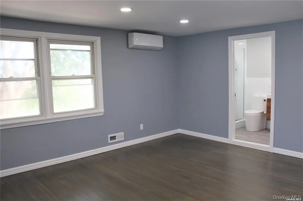 240 Lincoln Avenue, Hempstead, NY, 3 Bedrooms Bedrooms, 6 Rooms Rooms,2 BathroomsBathrooms,Residential,For Rent,Lincoln,0,1046651 240 Lincoln Avenue, Hempstead, NY, 3 Bedrooms Bedrooms, 6 Rooms Rooms,2 BathroomsBathrooms,Residential,For Rent,Lincoln,0,1046651