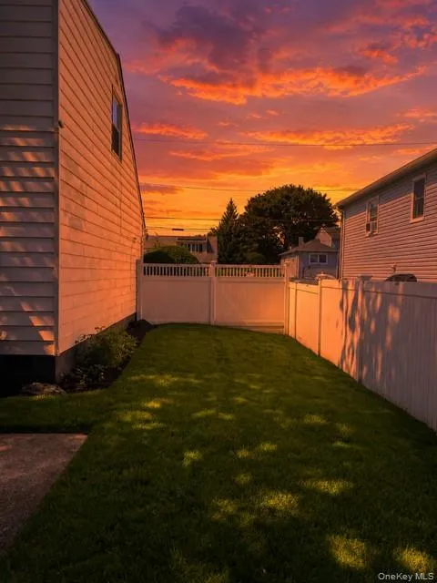 240 Lincoln Avenue, Hempstead, NY, 3 Bedrooms Bedrooms, 6 Rooms Rooms,2 BathroomsBathrooms,Residential,For Rent,Lincoln,0,1046651 240 Lincoln Avenue, Hempstead, NY, 3 Bedrooms Bedrooms, 6 Rooms Rooms,2 BathroomsBathrooms,Residential,For Rent,Lincoln,0,1046651