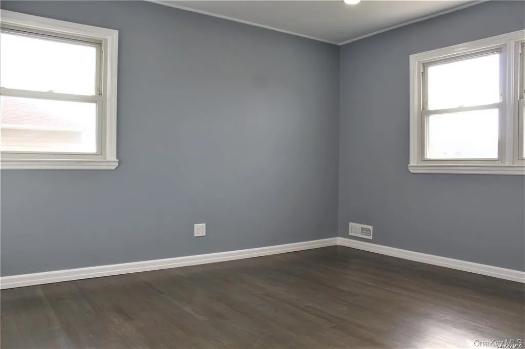 240 Lincoln Avenue, Hempstead, NY, 3 Bedrooms Bedrooms, 6 Rooms Rooms,2 BathroomsBathrooms,Residential,For Rent,Lincoln,0,1046651 240 Lincoln Avenue, Hempstead, NY, 3 Bedrooms Bedrooms, 6 Rooms Rooms,2 BathroomsBathrooms,Residential,For Rent,Lincoln,0,1046651