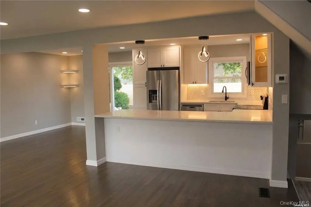 240 Lincoln Avenue, Hempstead, NY, 3 Bedrooms Bedrooms, 6 Rooms Rooms,2 BathroomsBathrooms,Residential,For Rent,Lincoln,0,1046651 240 Lincoln Avenue, Hempstead, NY, 3 Bedrooms Bedrooms, 6 Rooms Rooms,2 BathroomsBathrooms,Residential,For Rent,Lincoln,0,1046651