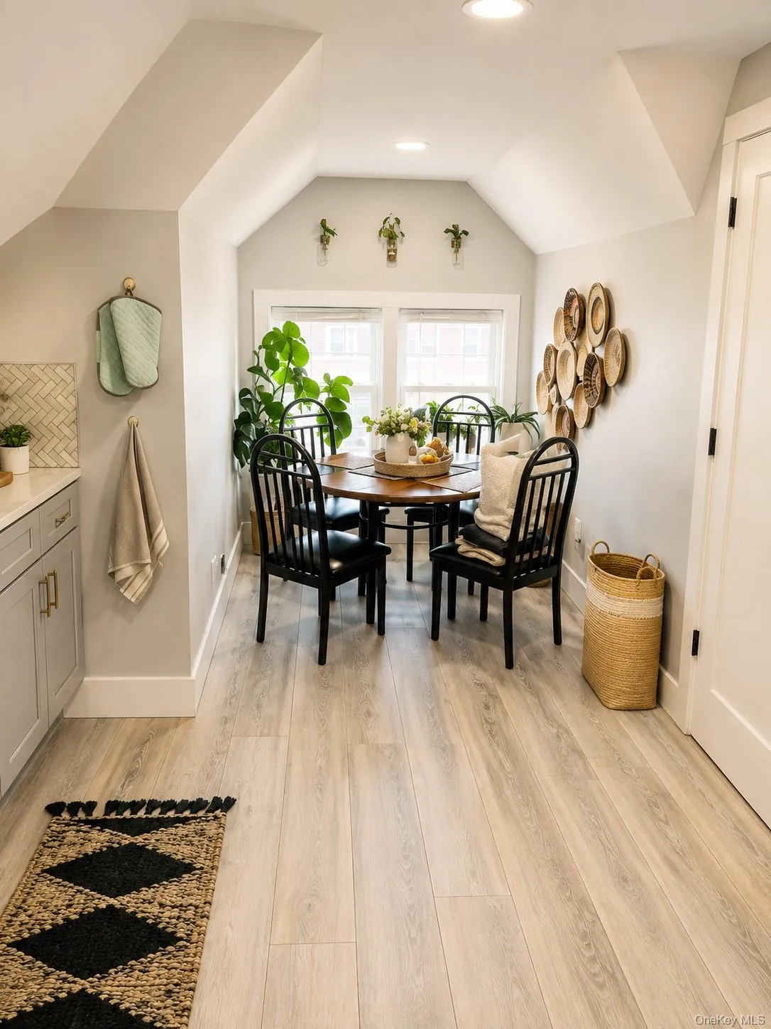 121 Chester Street, Long Beach, NY, 4 Bedrooms Bedrooms, 7 Rooms Rooms,2 BathroomsBathrooms,Residential Lease,For Rent,Chester,0,1046653 121 Chester Street, Long Beach, NY, 4 Bedrooms Bedrooms, 7 Rooms Rooms,2 BathroomsBathrooms,Residential Lease,For Rent,Chester,0,1046653